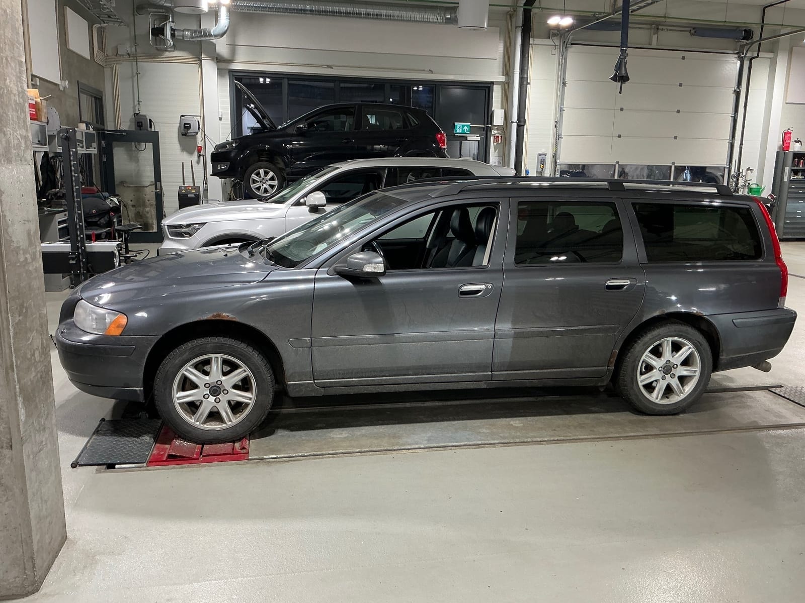 Volvo V70 2.4D Manual, 126hp, 2007