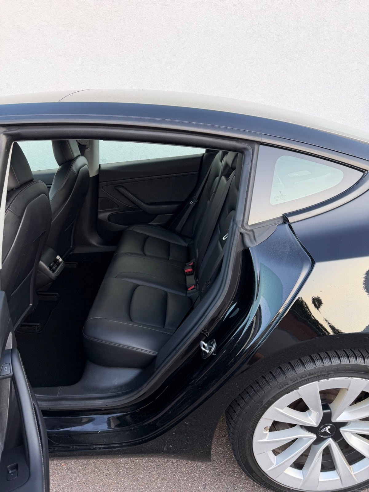 Tesla Model 3 Standard Range Plus, 325ps, 2021