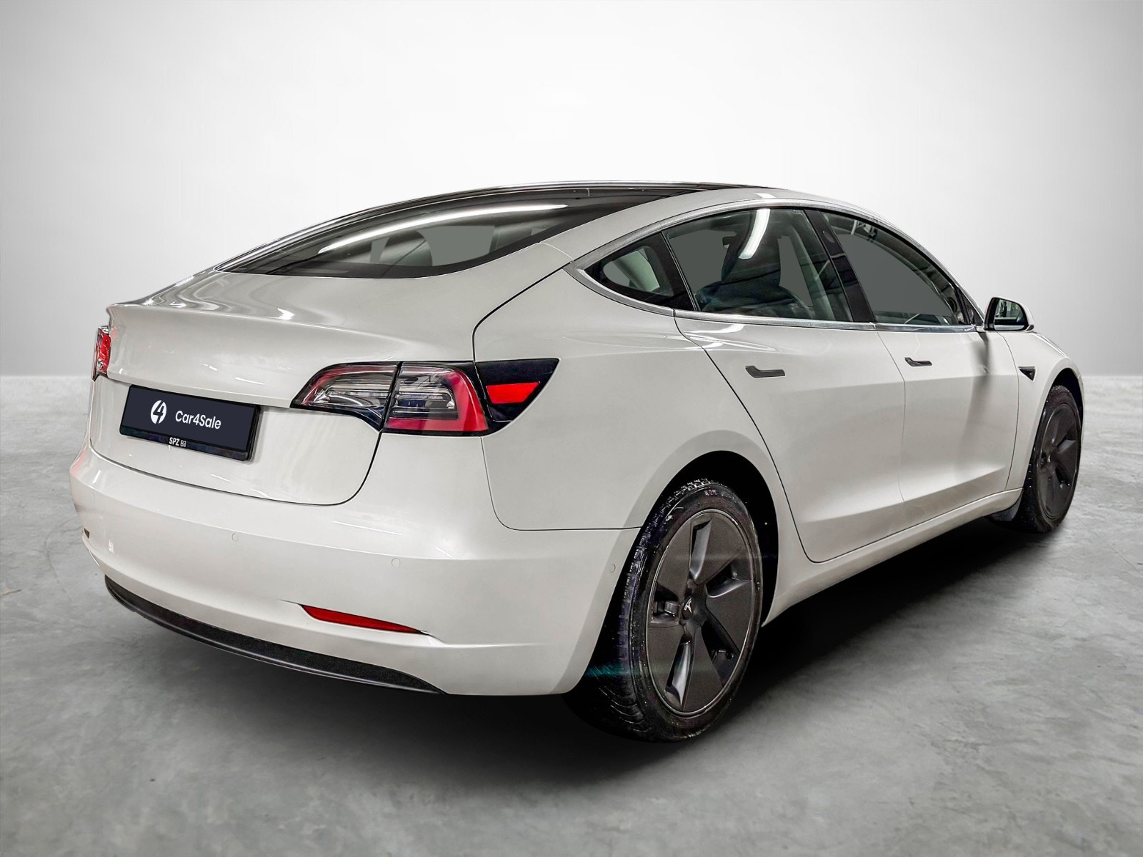 Tesla Model 3 Standard Range Plus, 325hk, 2020