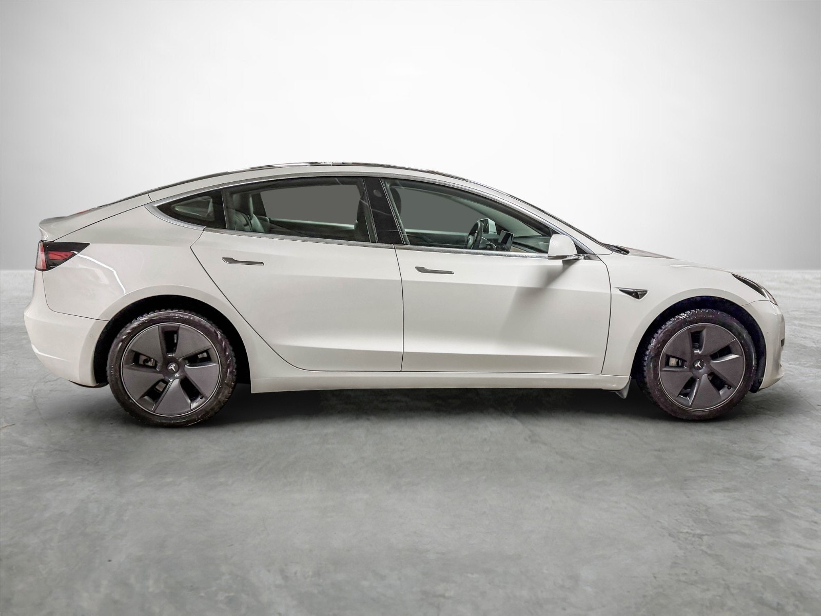 Tesla Model 3 Standard Range Plus, 325hk, 2020