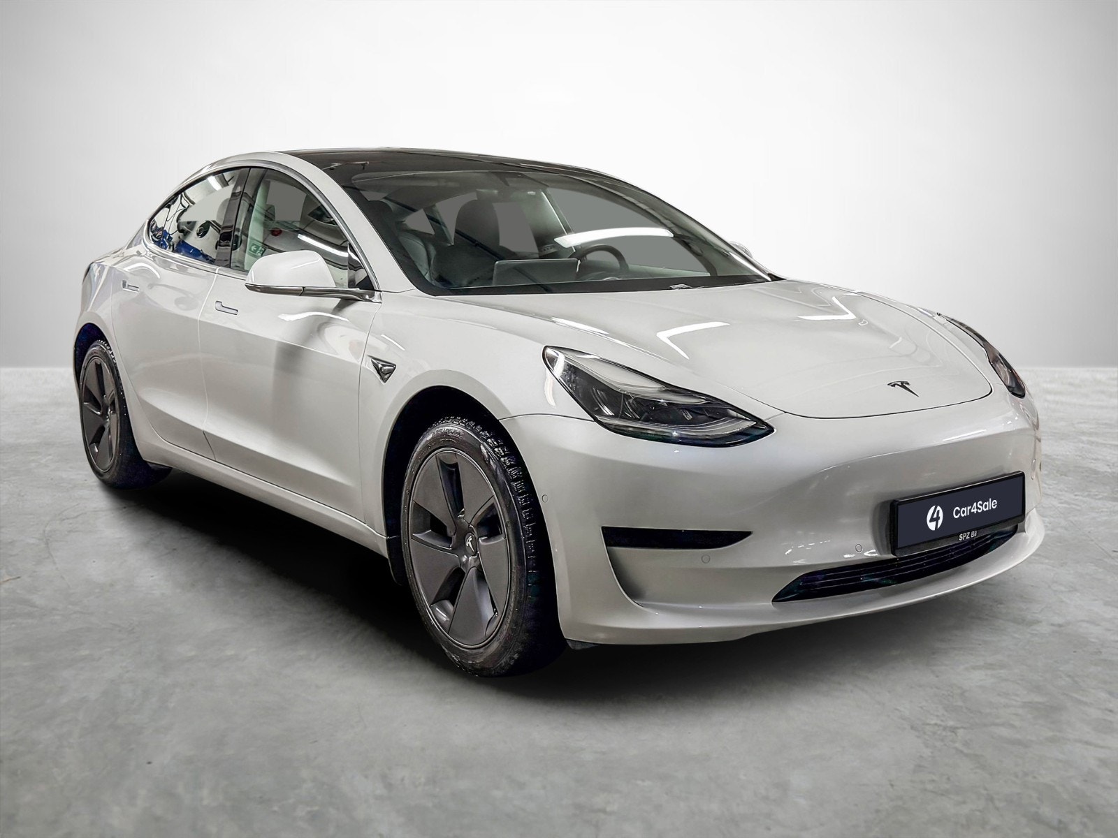 Tesla Model 3 Standard Range Plus, 325hk, 2020