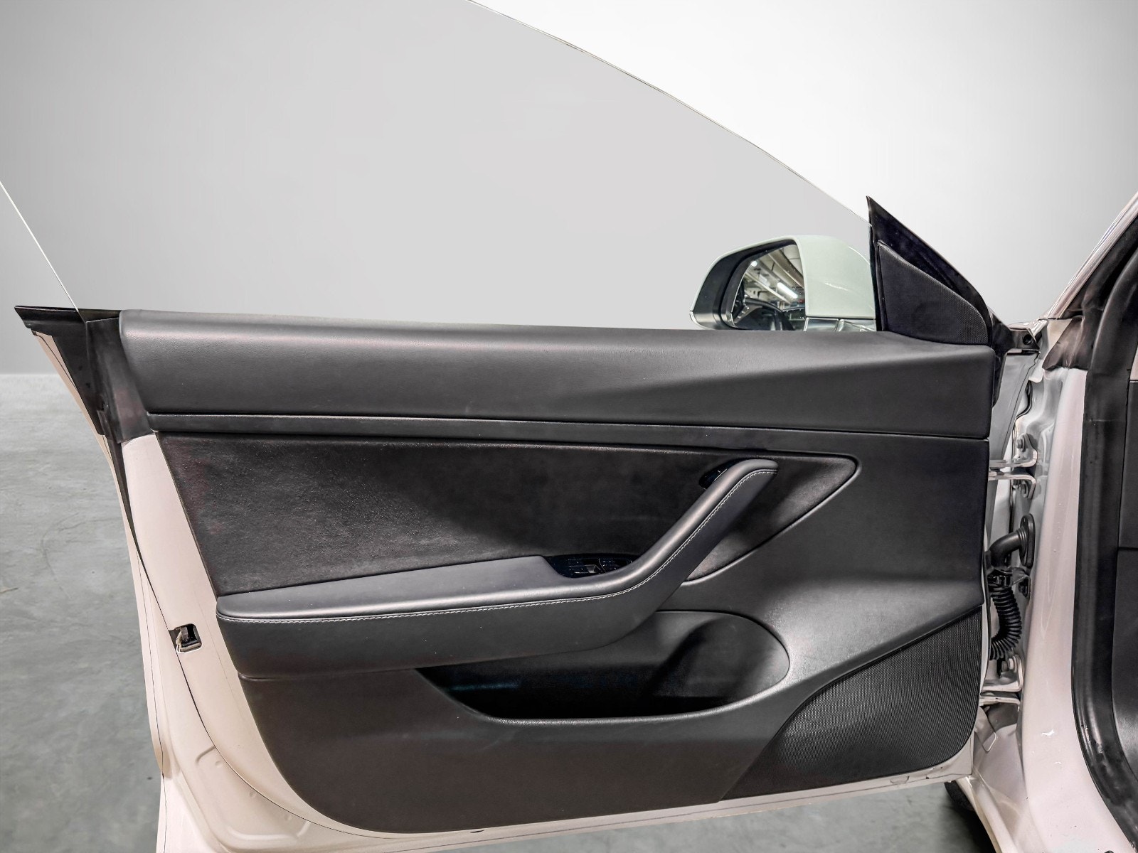 Tesla Model 3 Standard Range Plus, 325hk, 2020