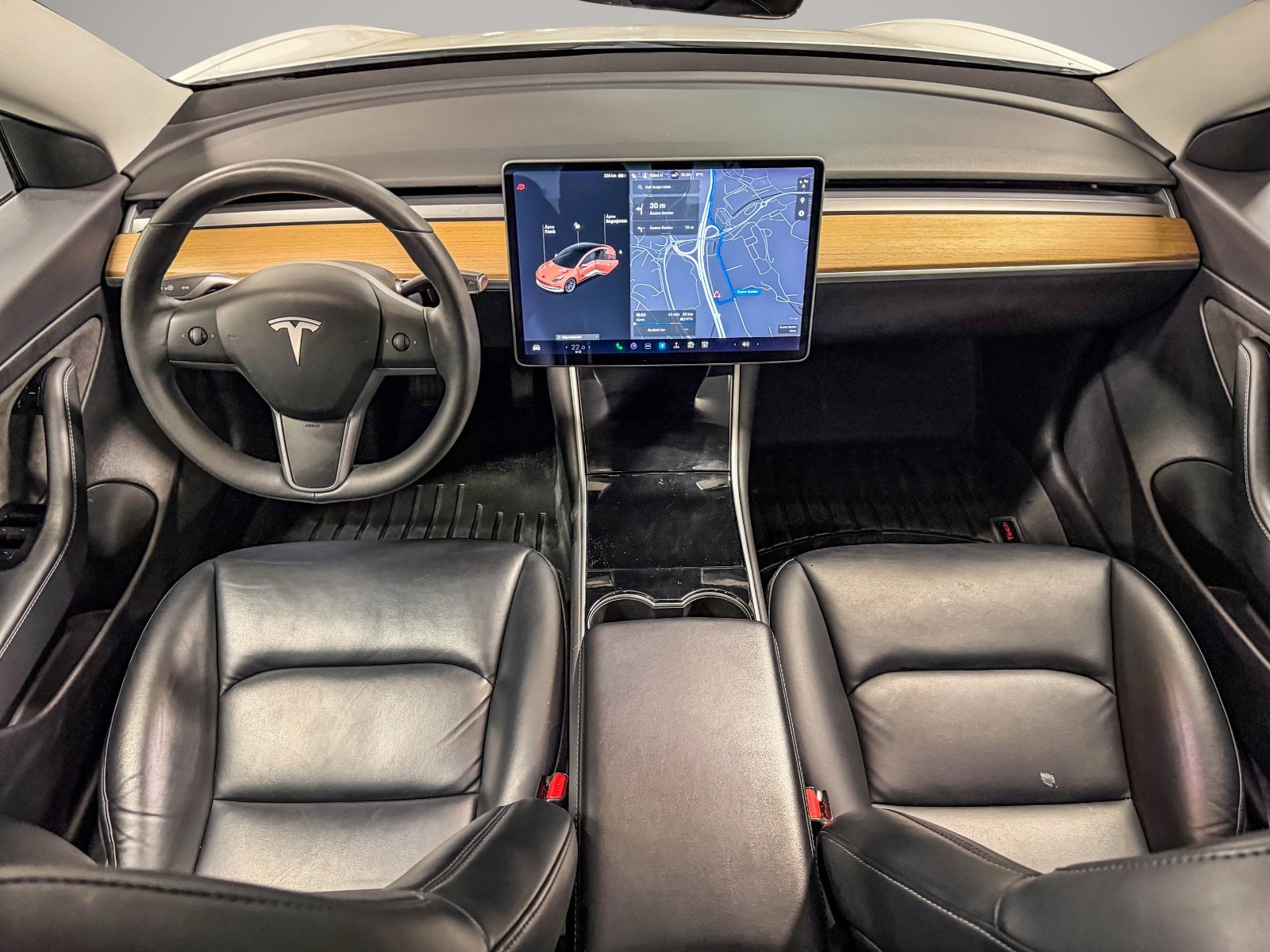 Tesla Model 3 Standard Range Plus, 325hk, 2020