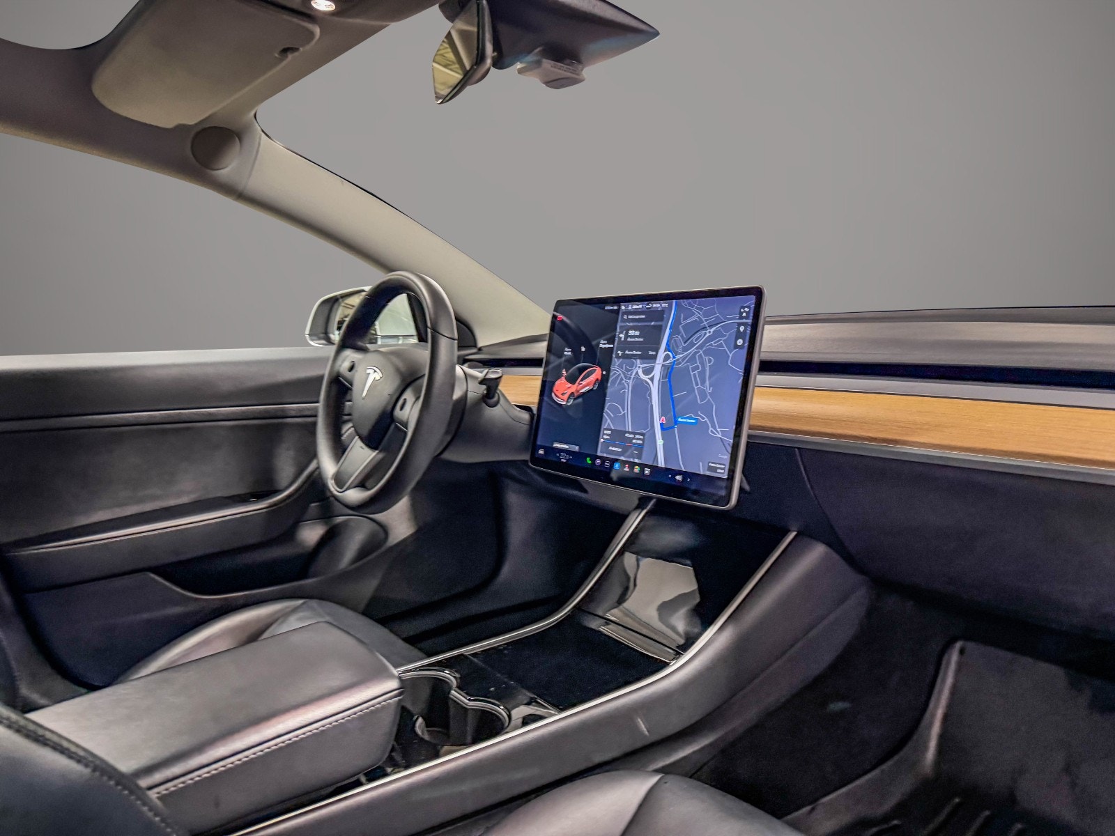 Tesla Model 3 Standard Range Plus, 325hk, 2020