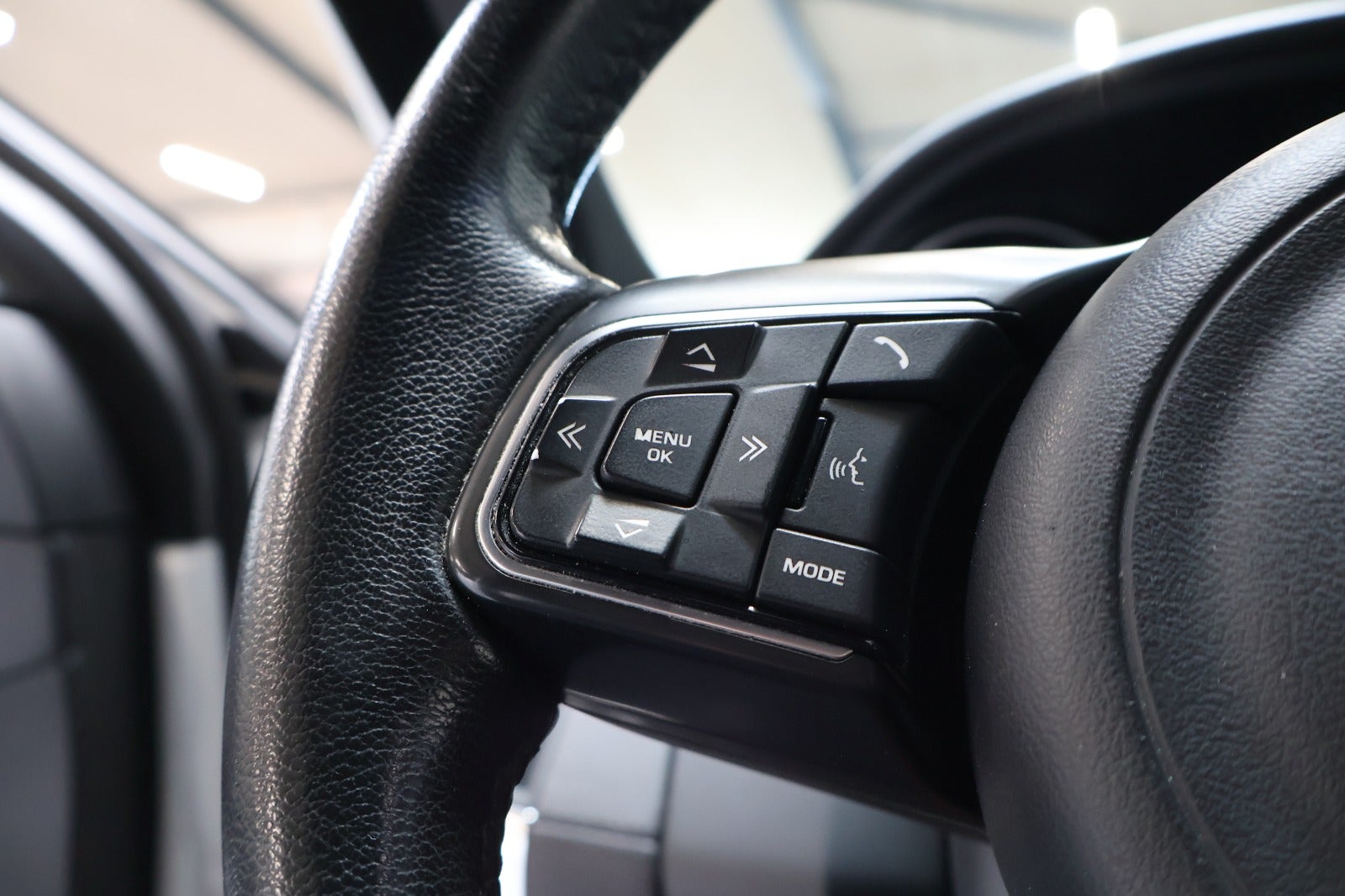 Jaguar E-Pace D150 AWD Automatic, 9-trins, 150ps, 2019