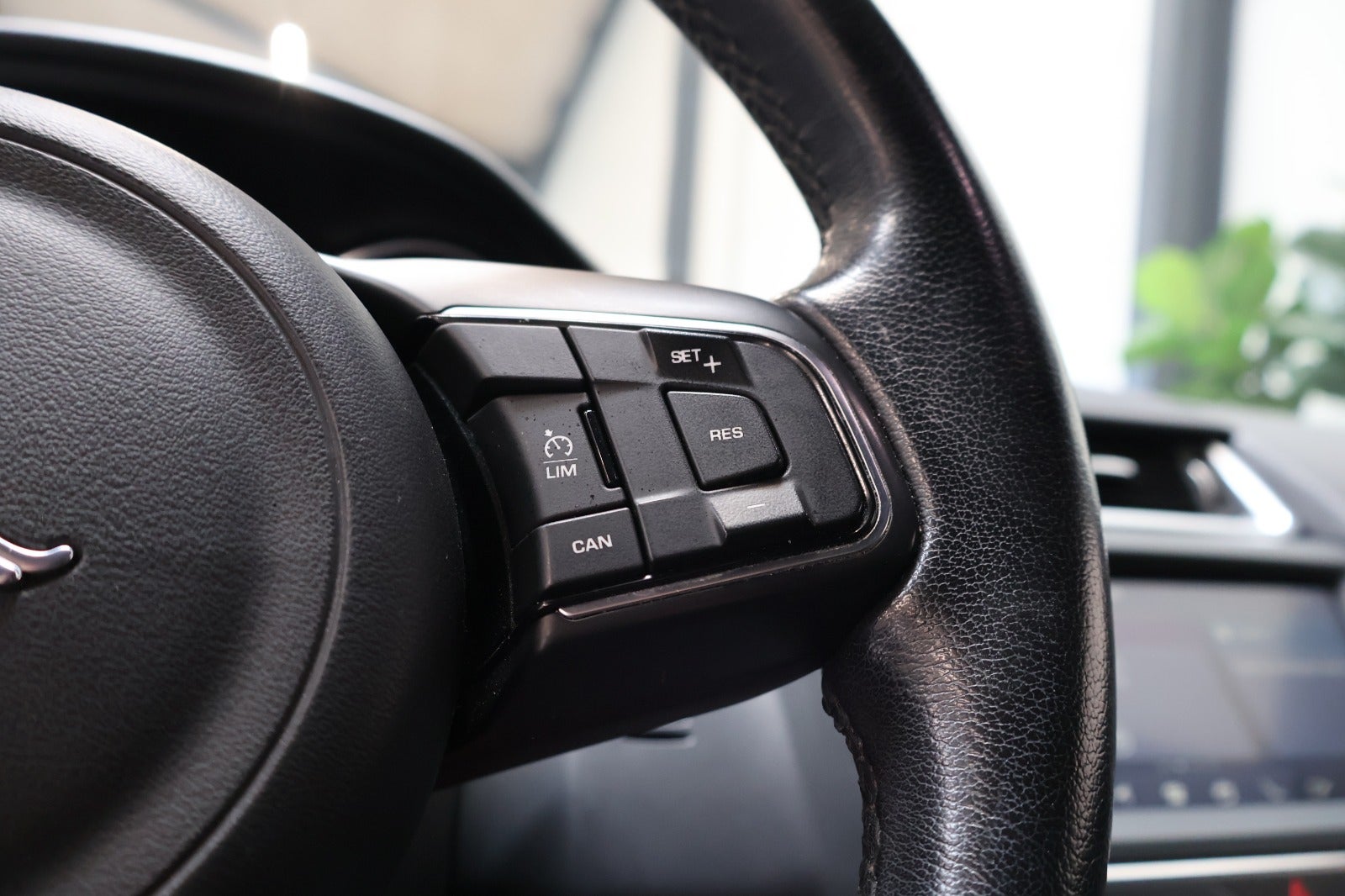 Jaguar E-Pace D150 AWD Automatic, 9-trins, 150ps, 2019