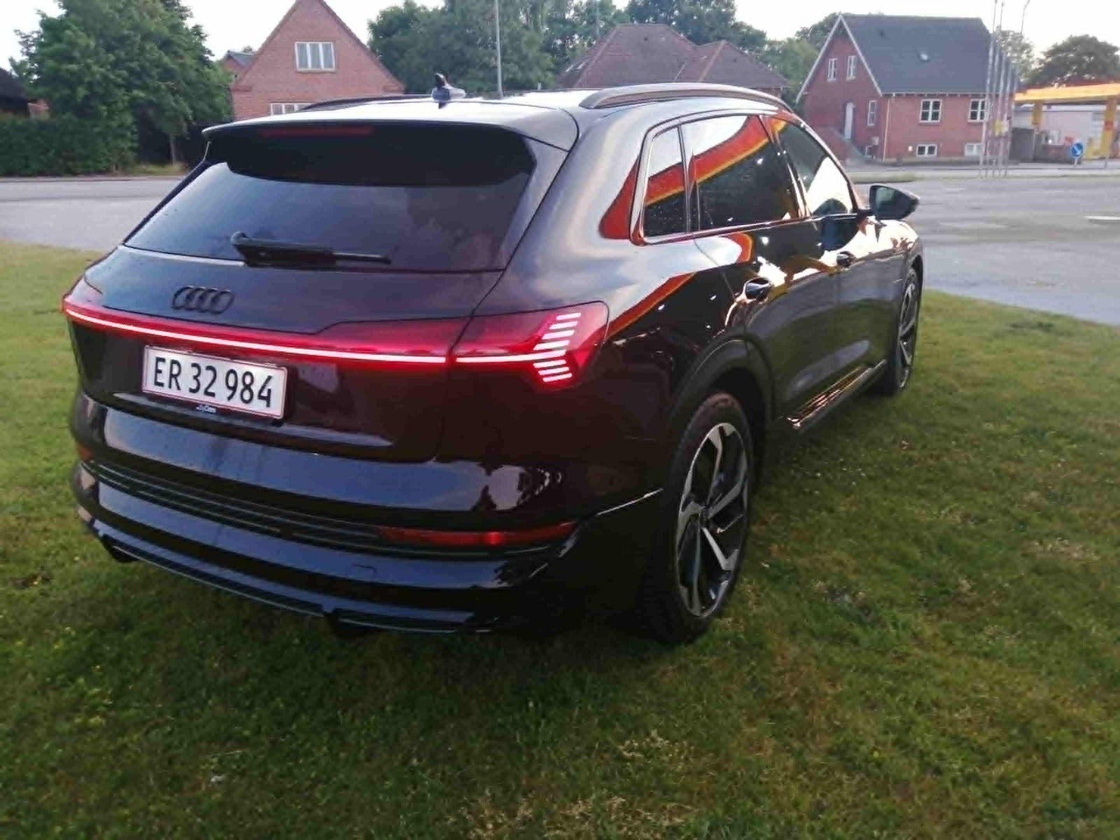 Audi e-tron 50 quattro, 313ps, 2021