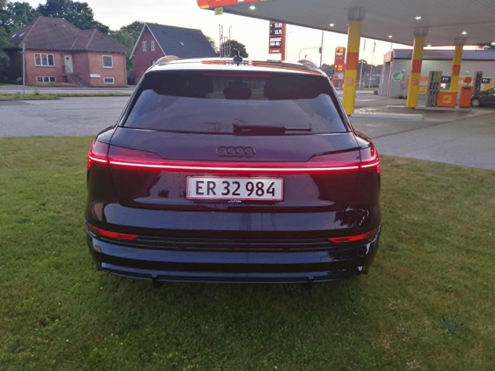 Audi e-tron 50 quattro, 313ps, 2021