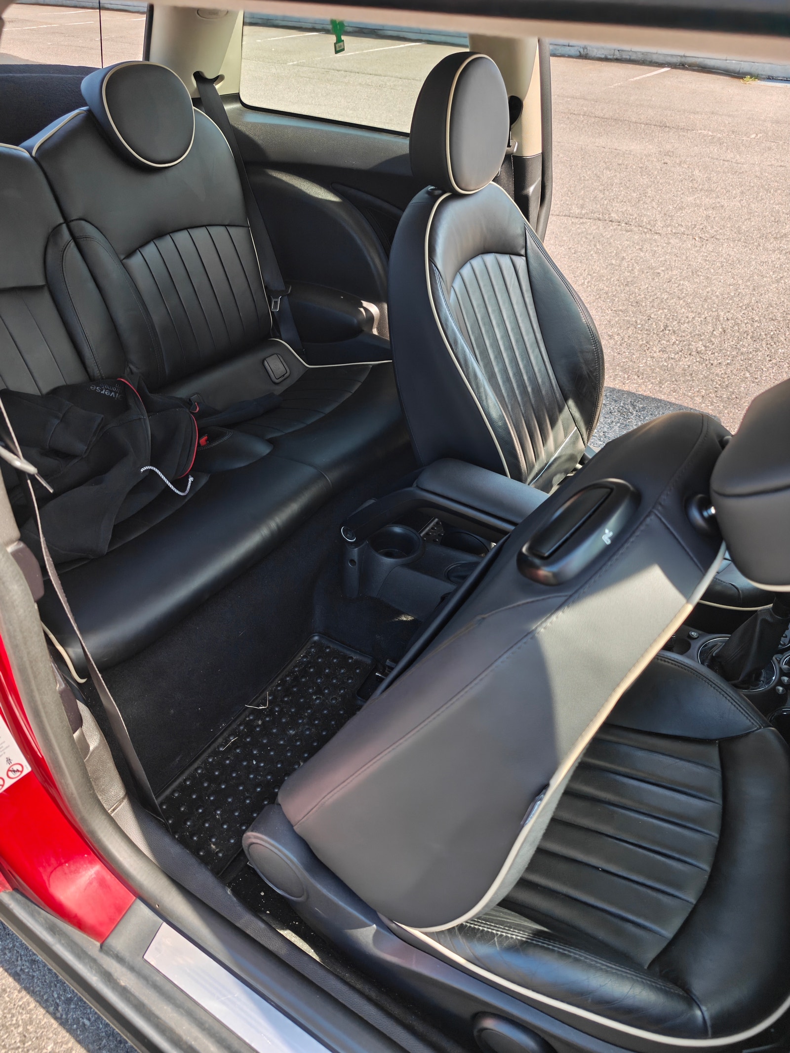 MINI Cooper Manual, 122hp, 2011