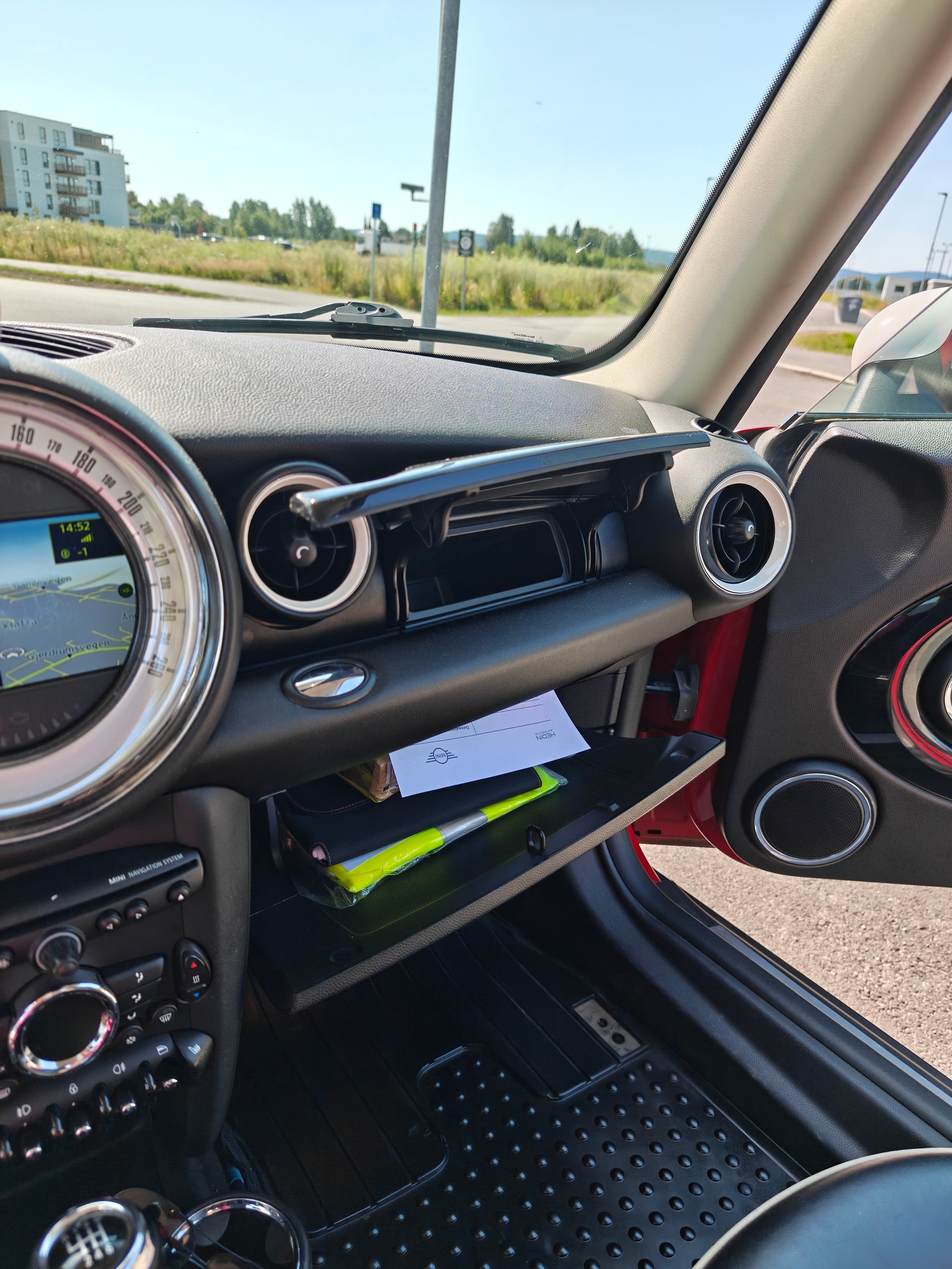 MINI Cooper Manual, 122hp, 2011
