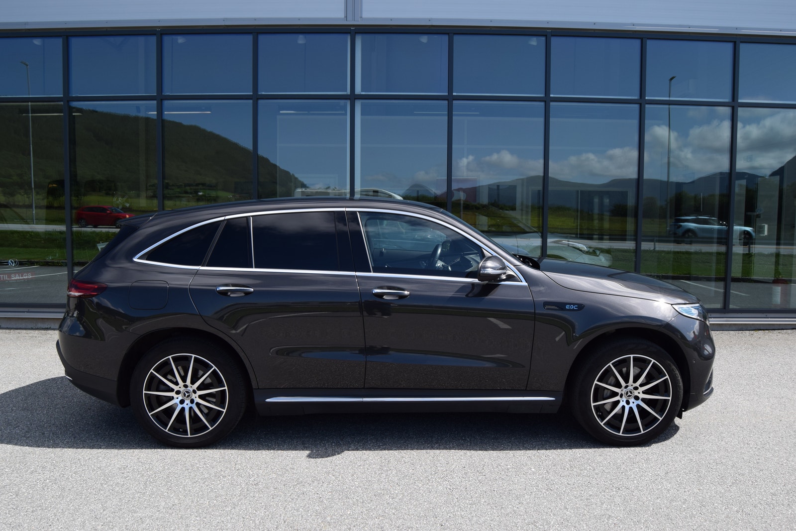Mercedes-Benz EQC 400 4MATIC, 408ps, 2023