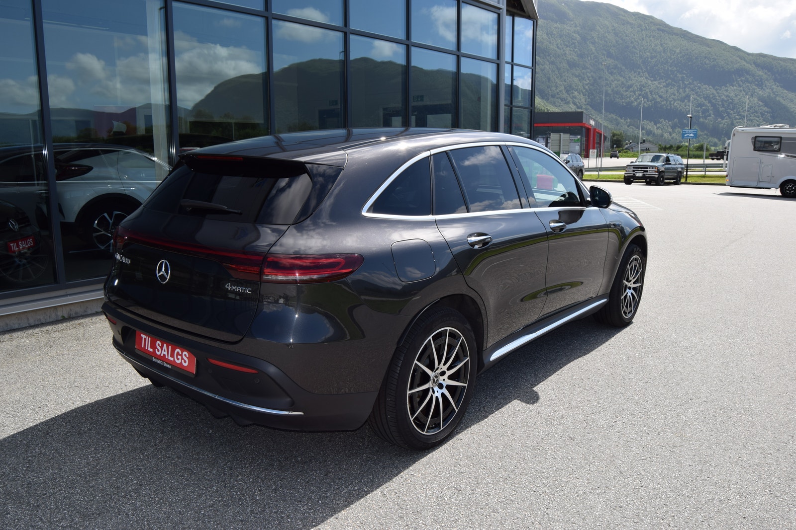 Mercedes-Benz EQC 400 4MATIC, 408ps, 2023