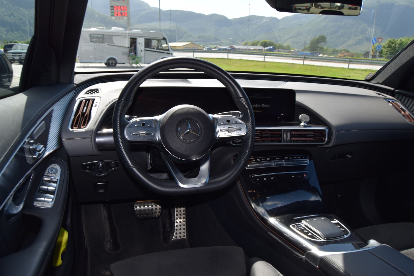 Mercedes-Benz EQC 400 4MATIC, 408ps, 2023