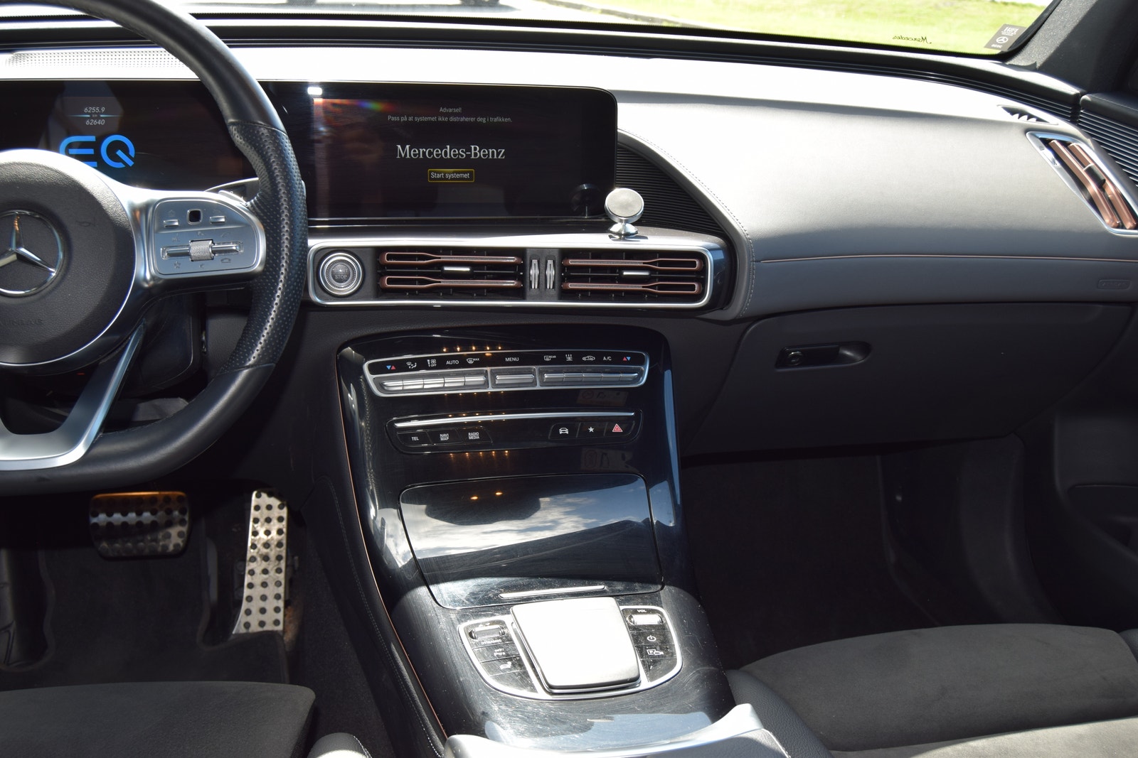 Mercedes-Benz EQC 400 4MATIC, 408ps, 2023