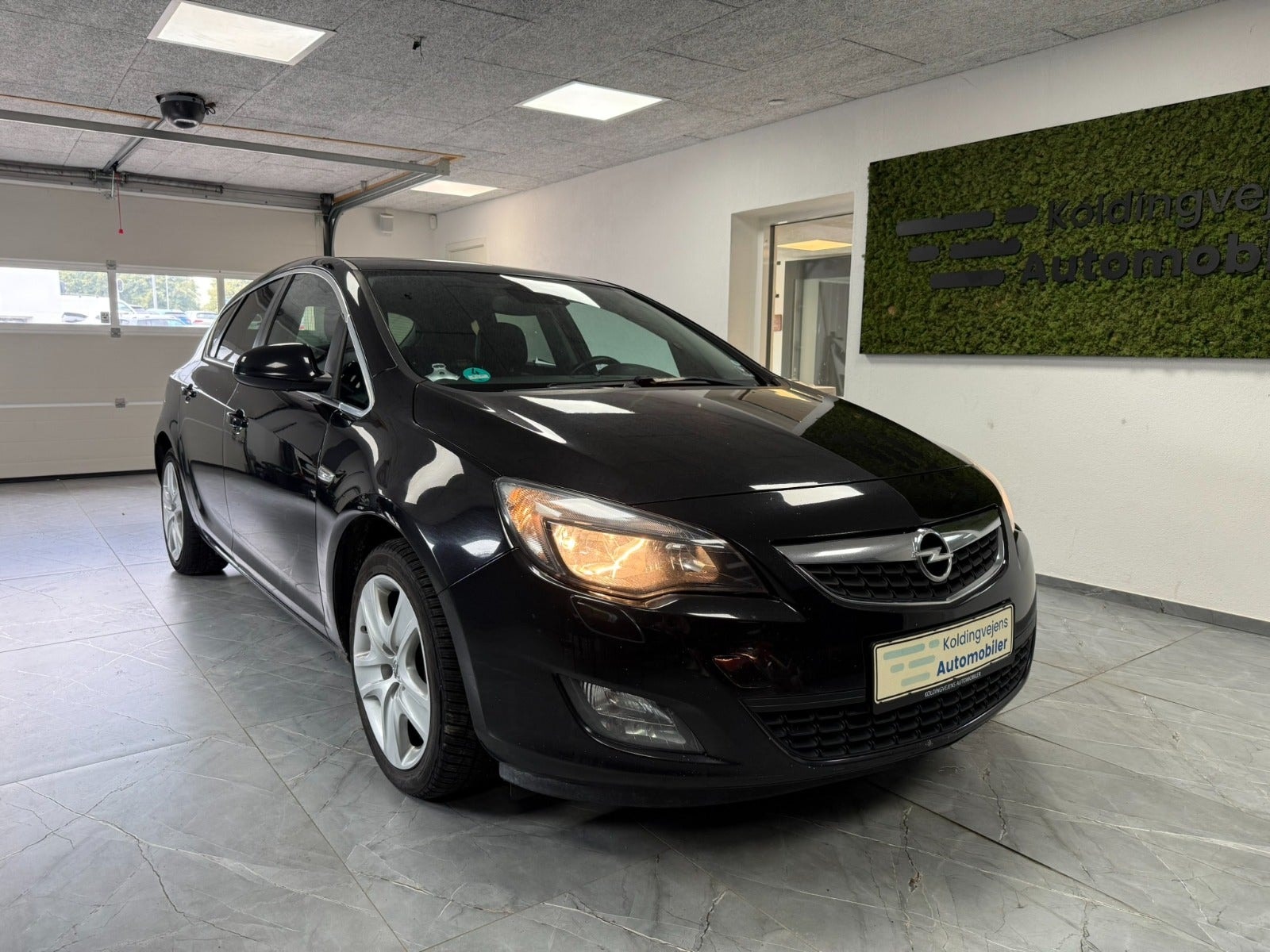 Opel Astra 1.7 CDTI  Manual, 125hp, 2011