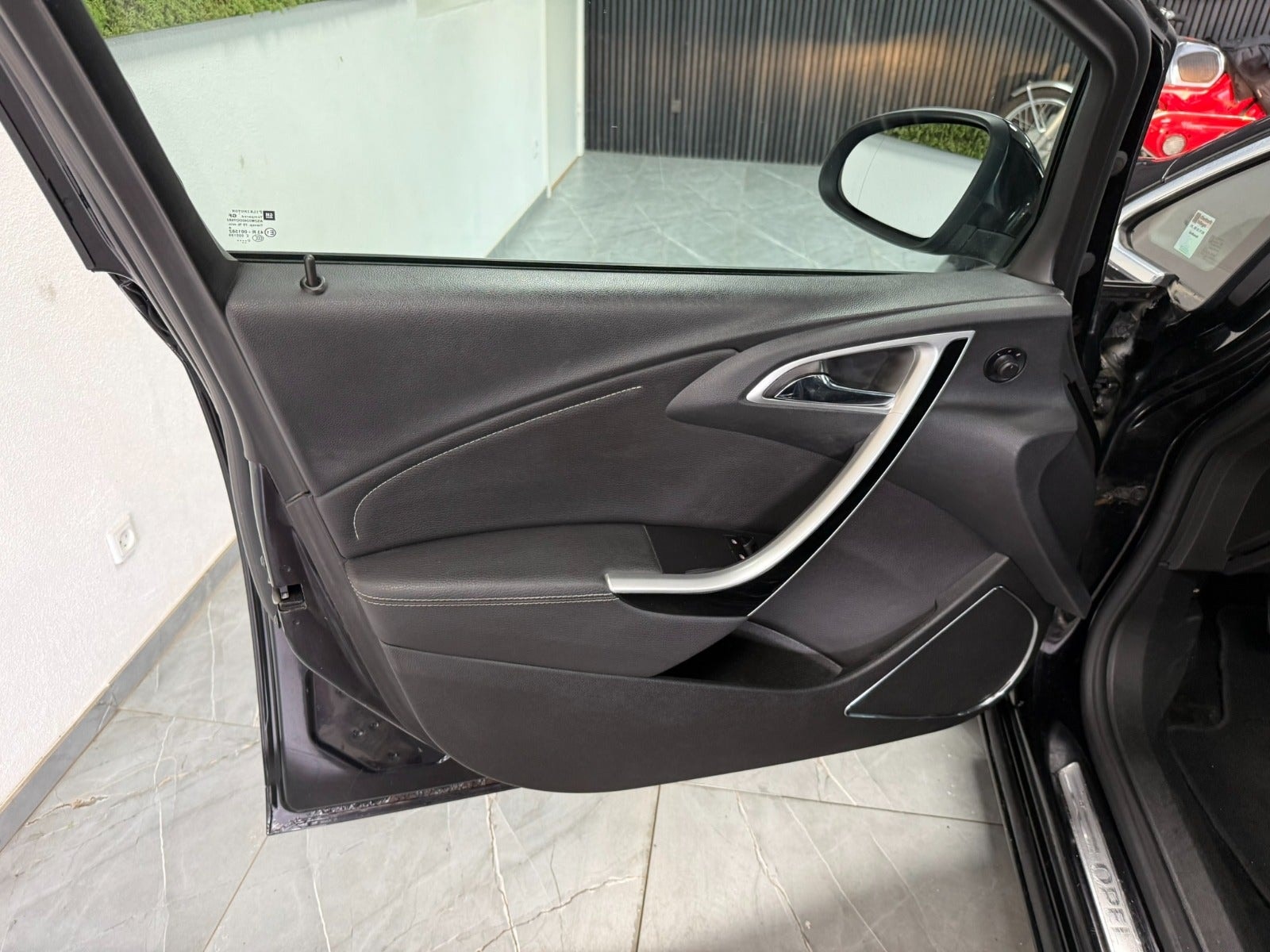 Opel Astra 1.7 CDTI  Manual, 125hp, 2011