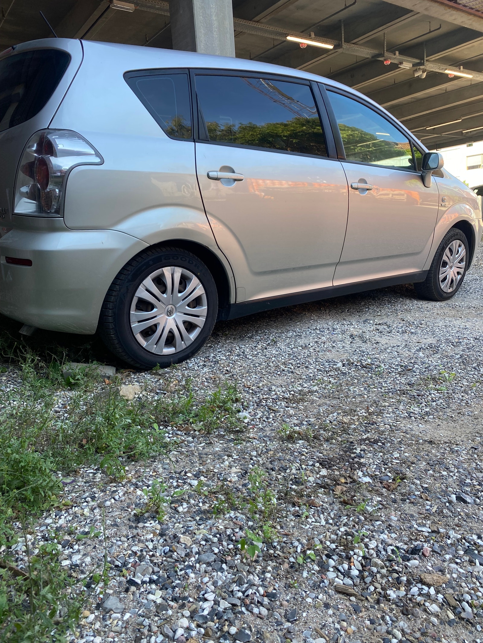 Toyota Corolla Verso 1.8 VVT-i MultiMode, 5-trinn, 129hk, 2004