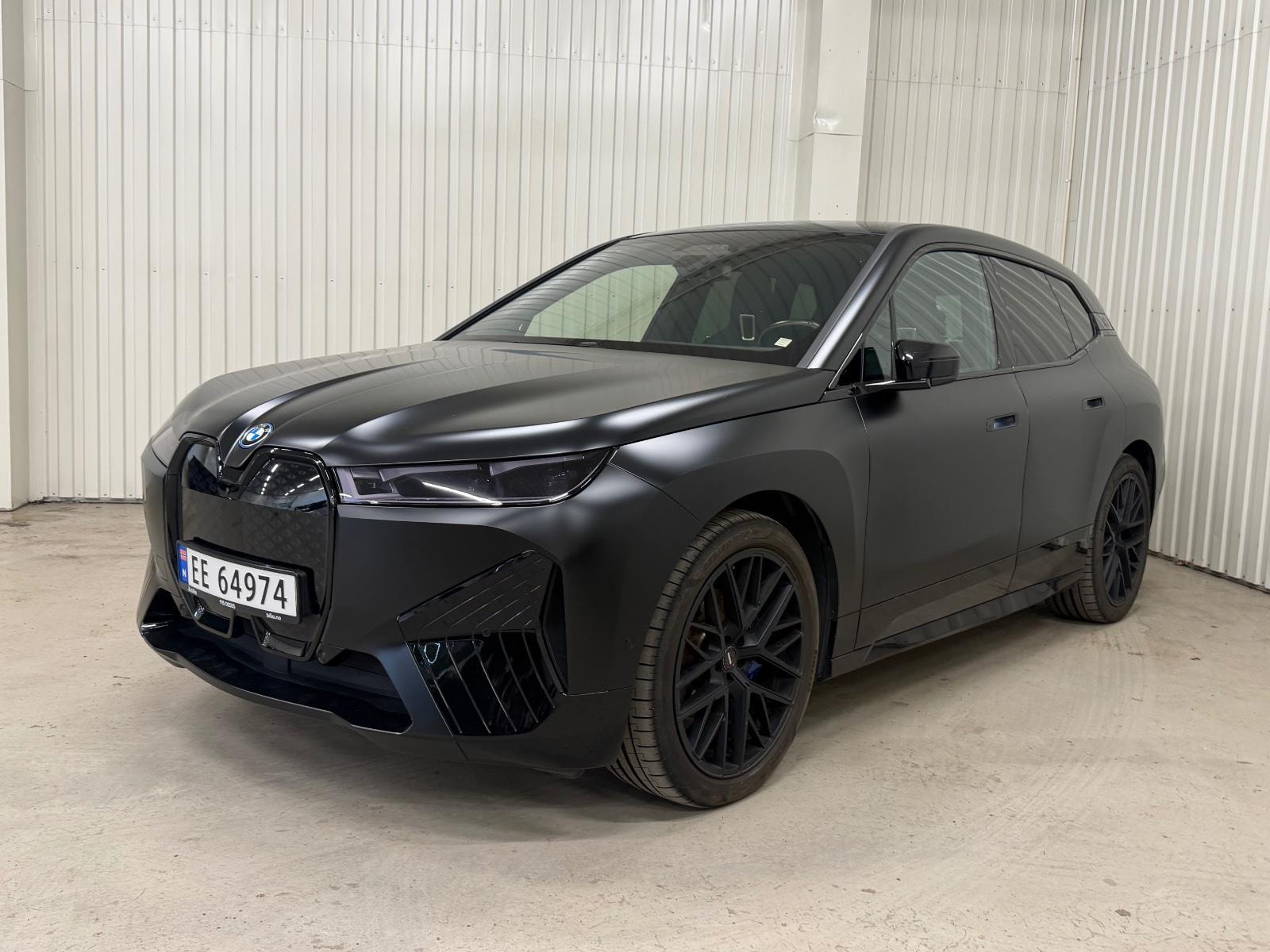 BMW iX M60, 540hp, 2022