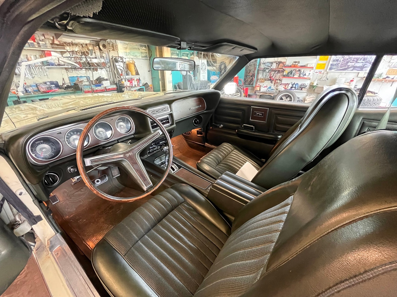 Mercury Cougar 5.8 V8 SelectShift, 3-trins, 254ps, 1970