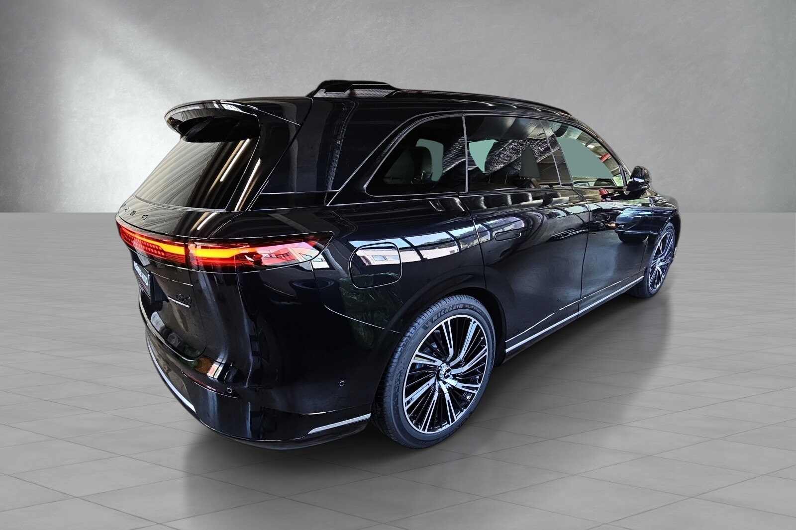XPENG G9 Performance, 575hp, 2025