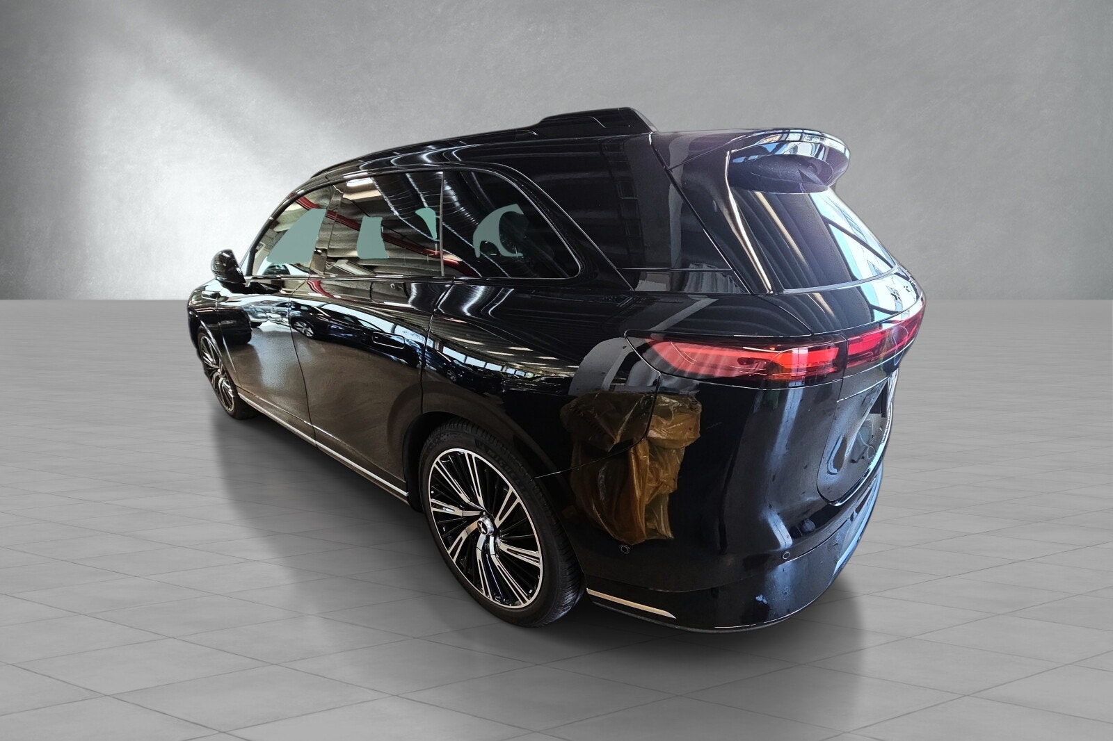 XPENG G9 Performance, 575hp, 2025
