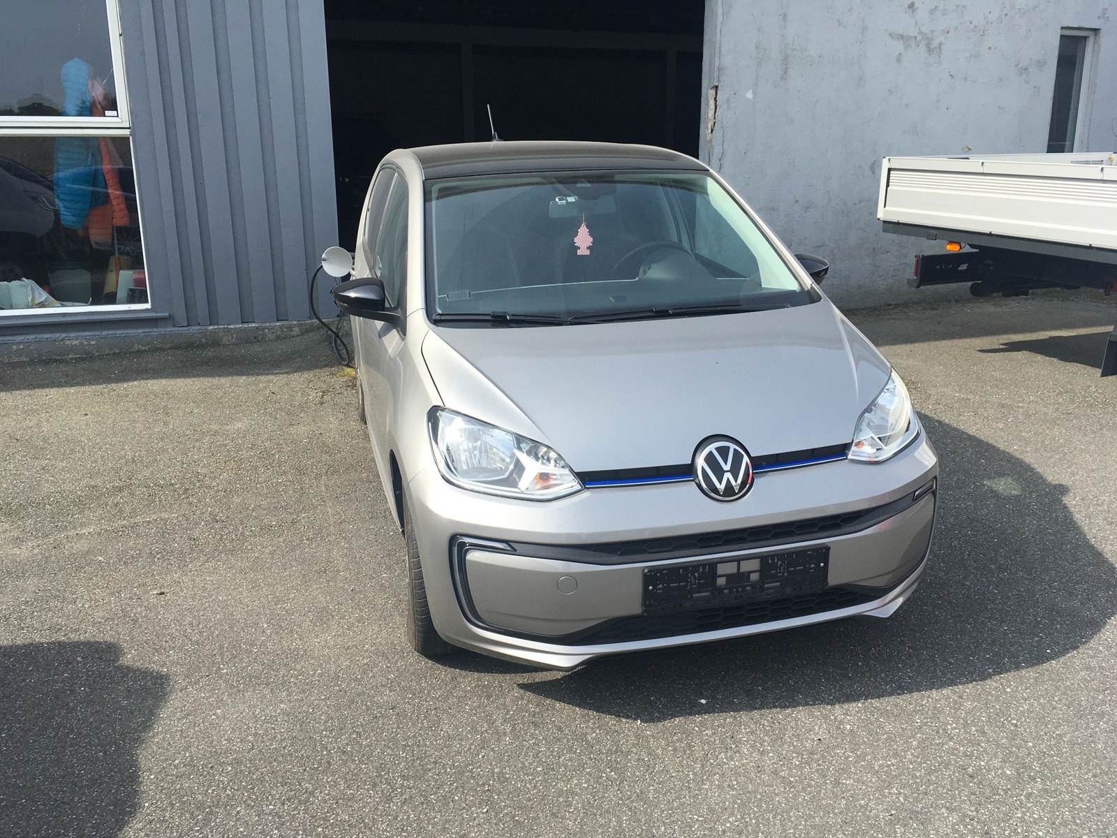 Volkswagen e-up!, 83ps, 2021