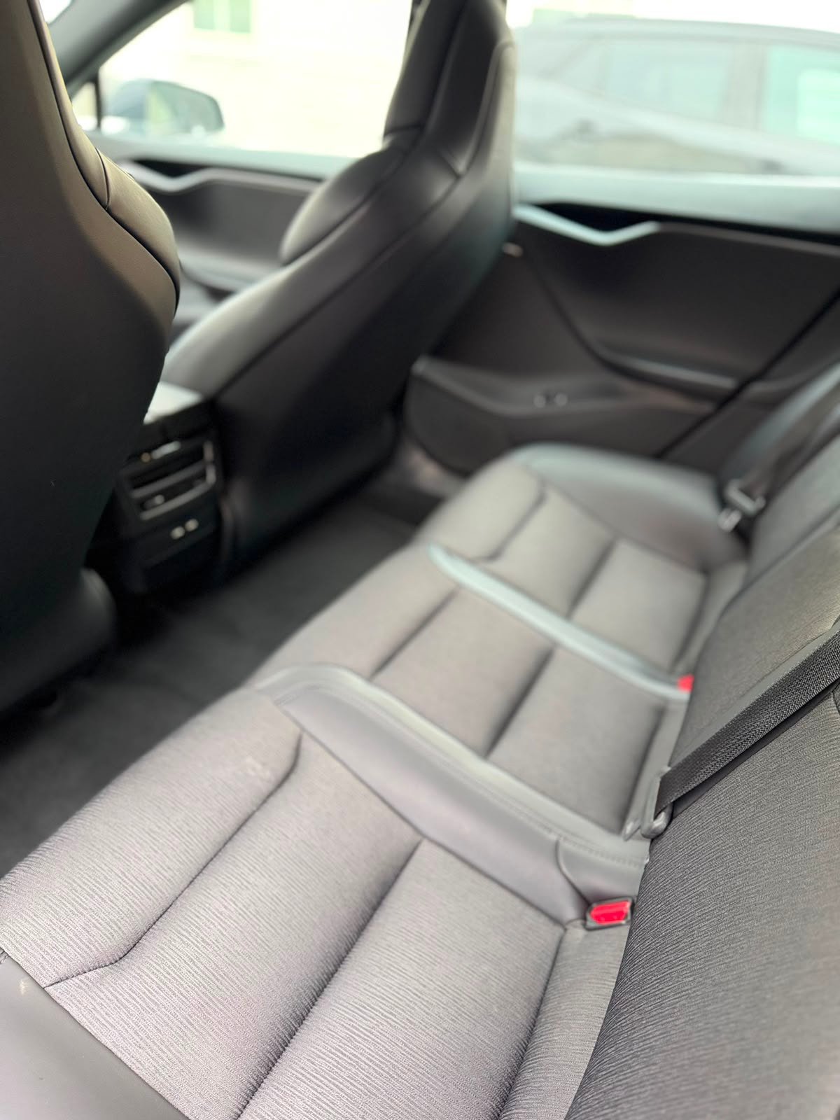 Tesla Model S 100D, 525ps, 2018