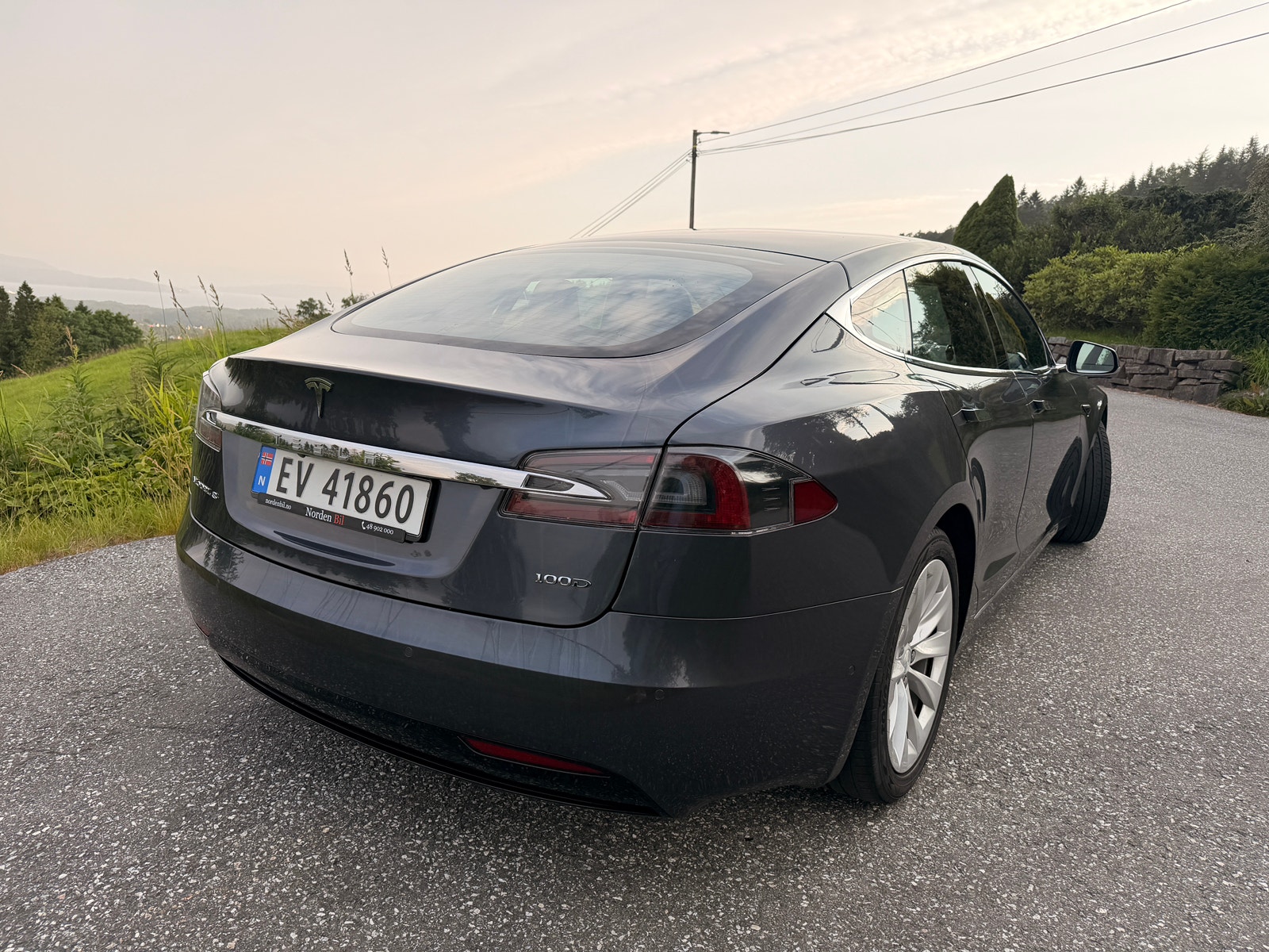Tesla Model S 100D, 525ps, 2018
