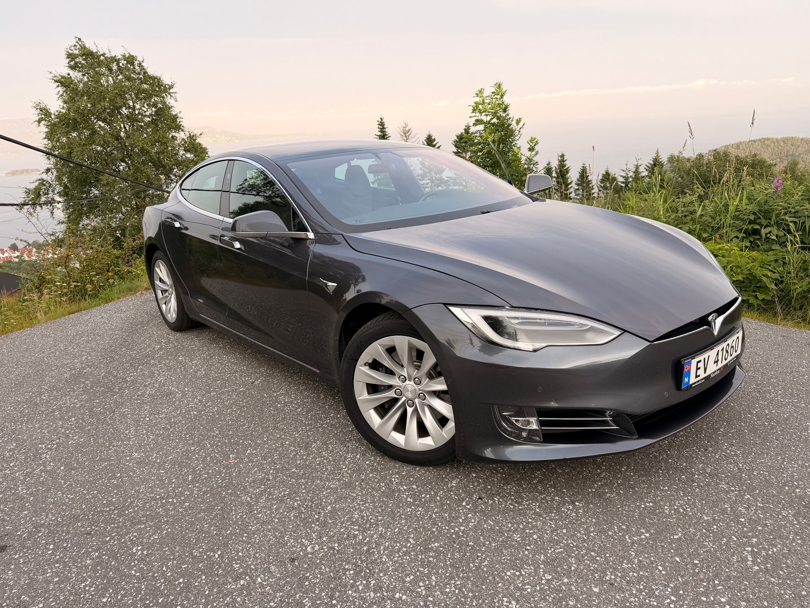 Tesla Model S 100D, 525ps, 2018