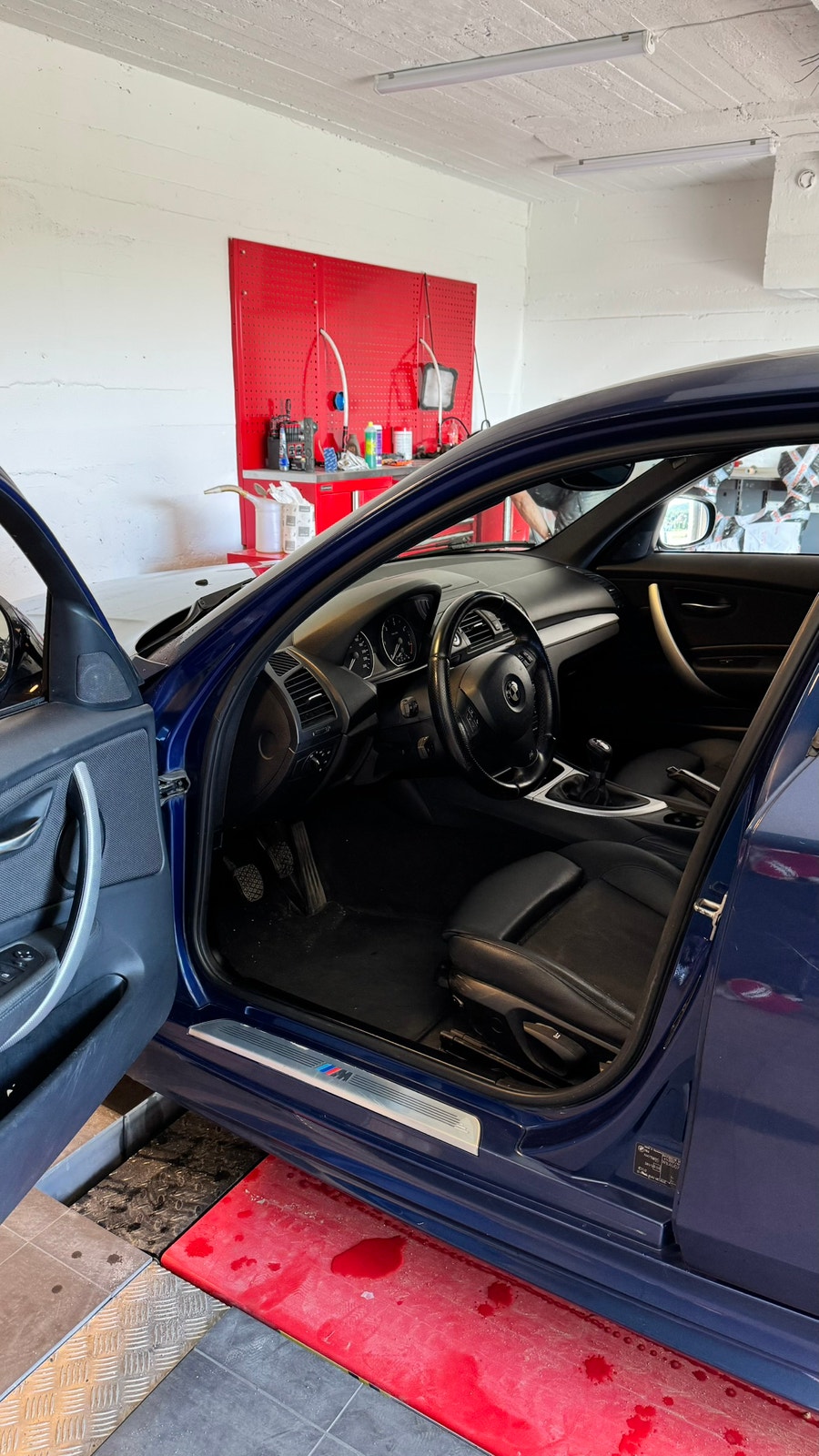 BMW 118d 5-dørs Manuell, 6-trinn, 143hk, 2010