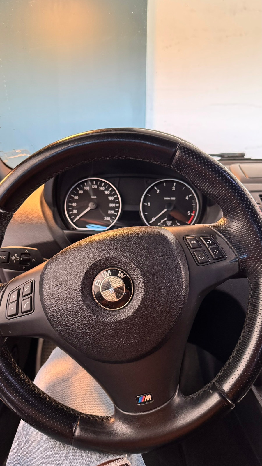 BMW 118d 5-dørs Manuell, 6-trinn, 143hk, 2010