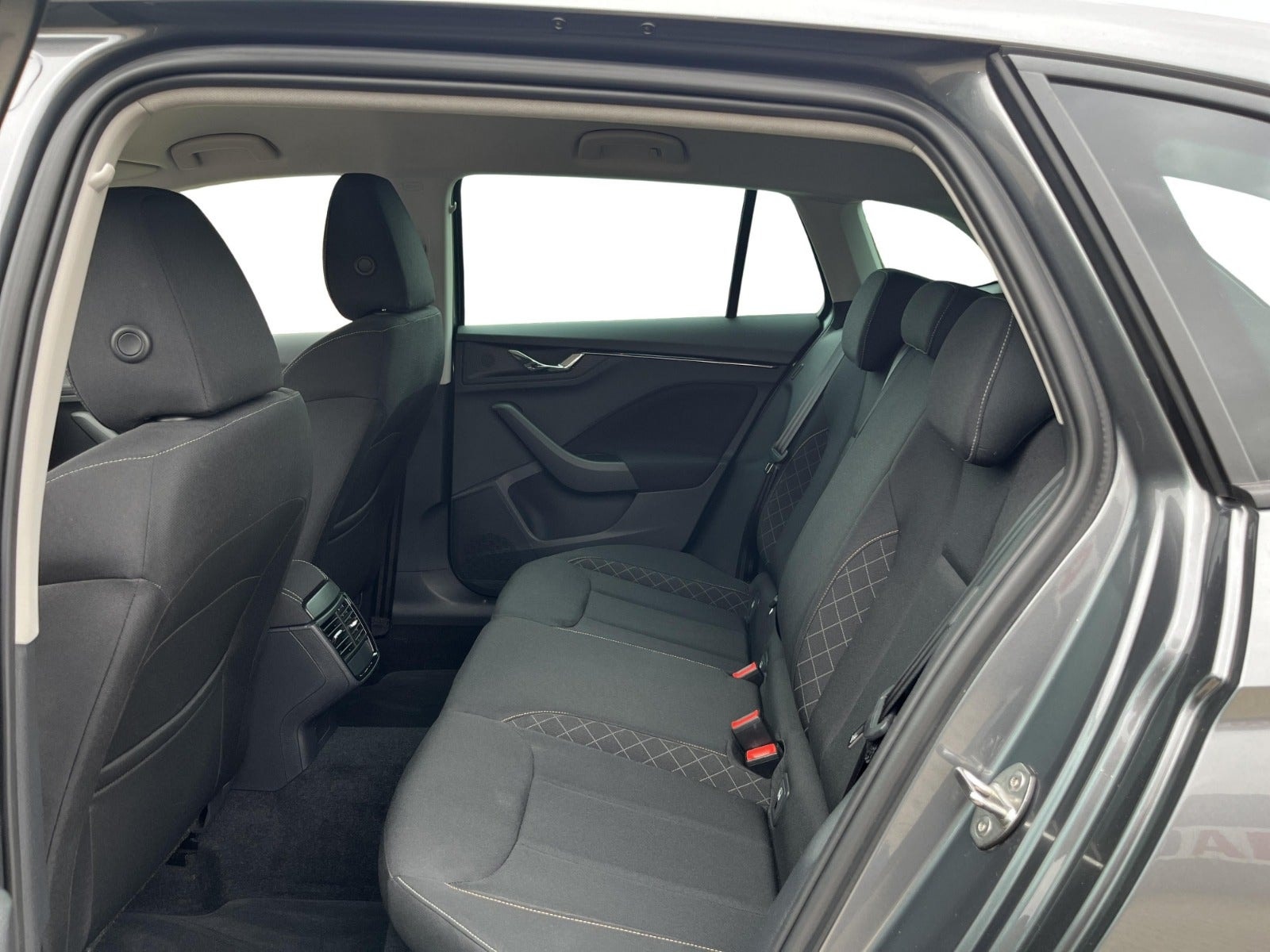 Škoda Scala 1.5 TSI ACT Manual, 6-trins, 150ps, 2023