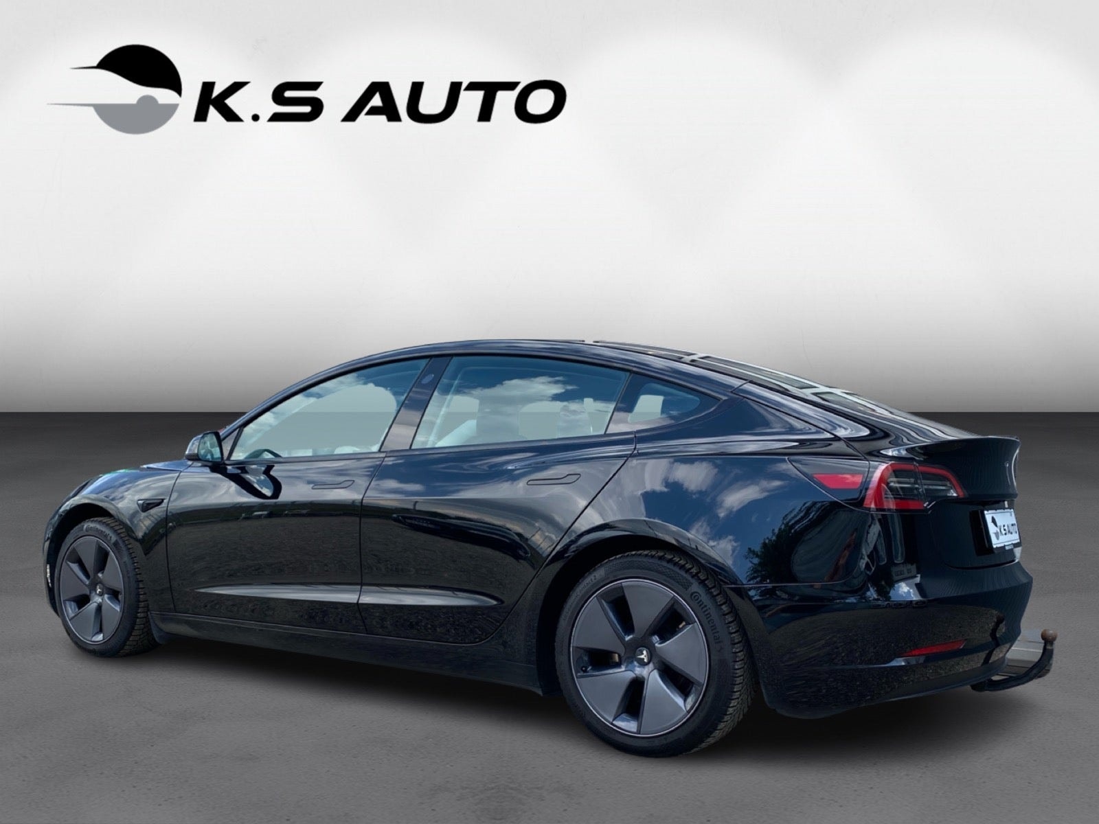 Tesla Model 3 Long Range AWD, 498ps, 2023