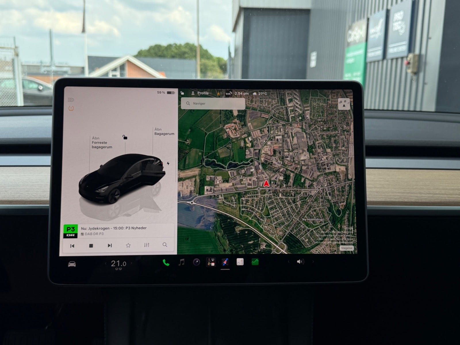 Tesla Model 3 Long Range AWD, 498ps, 2023
