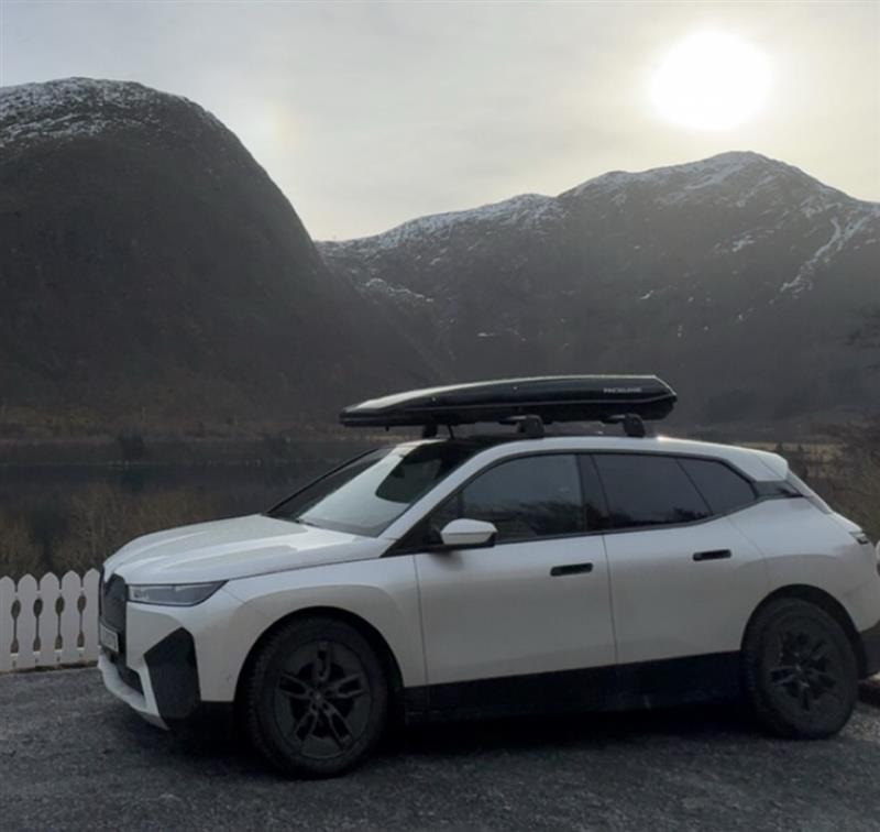 BMW iX xDrive50, 524hk, 2023