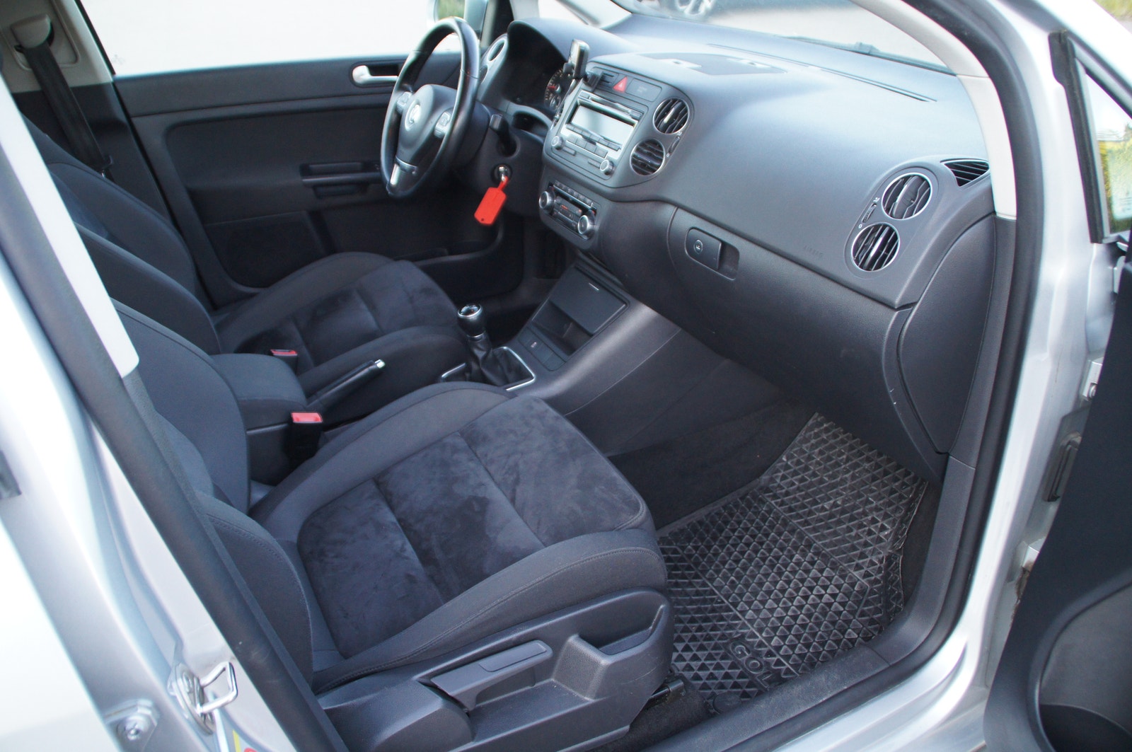 Volkswagen Golf Plus 1.6 TDI DPF Manual, 105hp, 2011