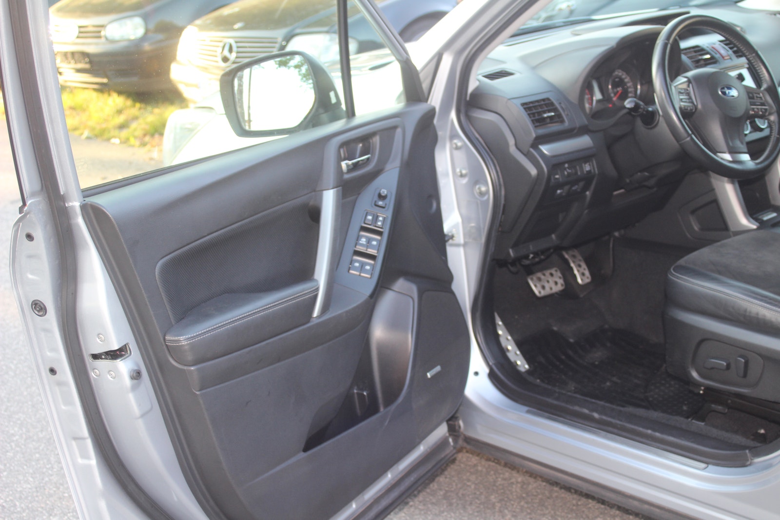 Subaru Forester 2.0 4WD Lineartronic, 241ps, 2013