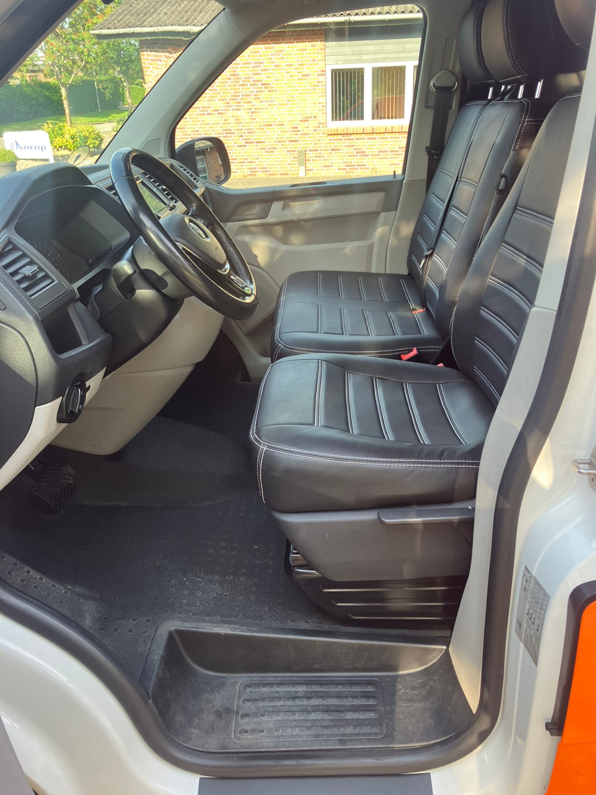 Volkswagen Transporter T30 2.0 TDI BMT DSG Sequential, 150hp, 2019