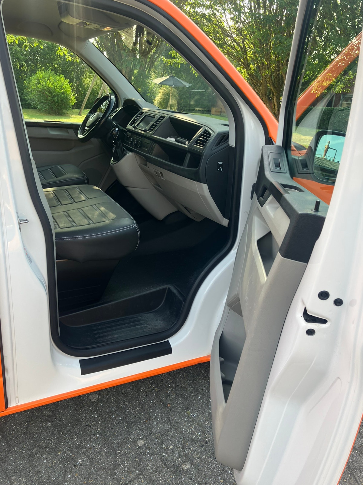 Volkswagen Transporter T30 2.0 TDI BMT DSG Sequential, 150hp, 2019