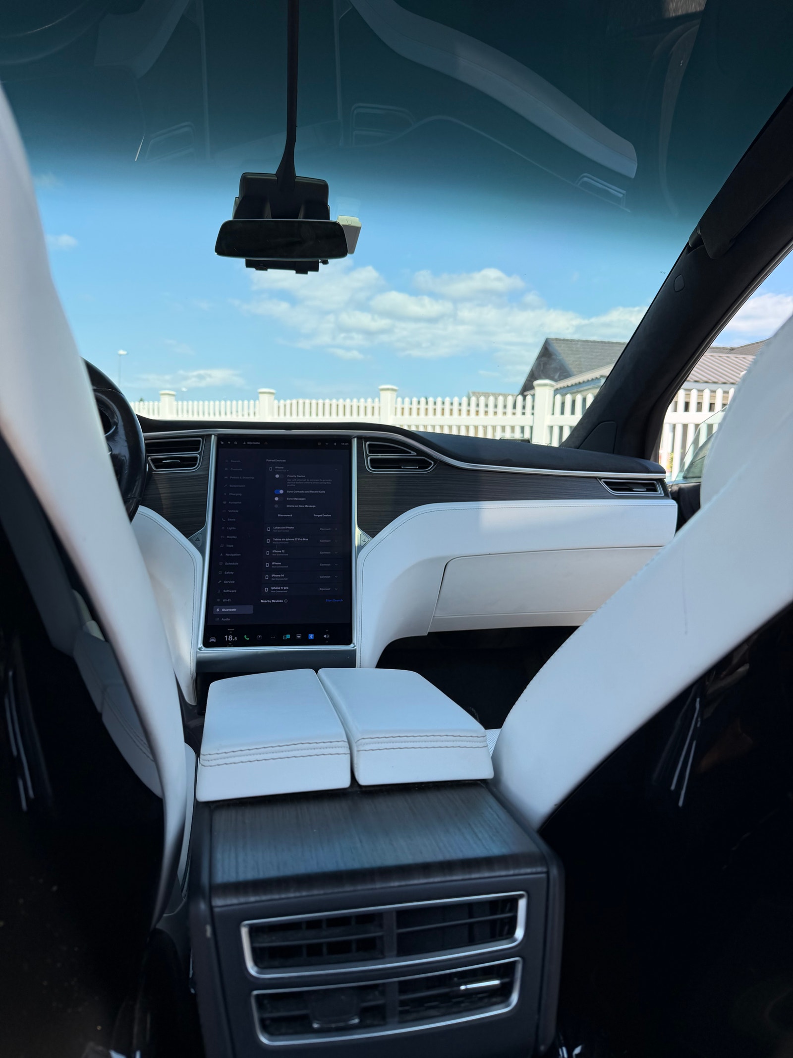 Tesla Model X 90D, 423ps, 2016