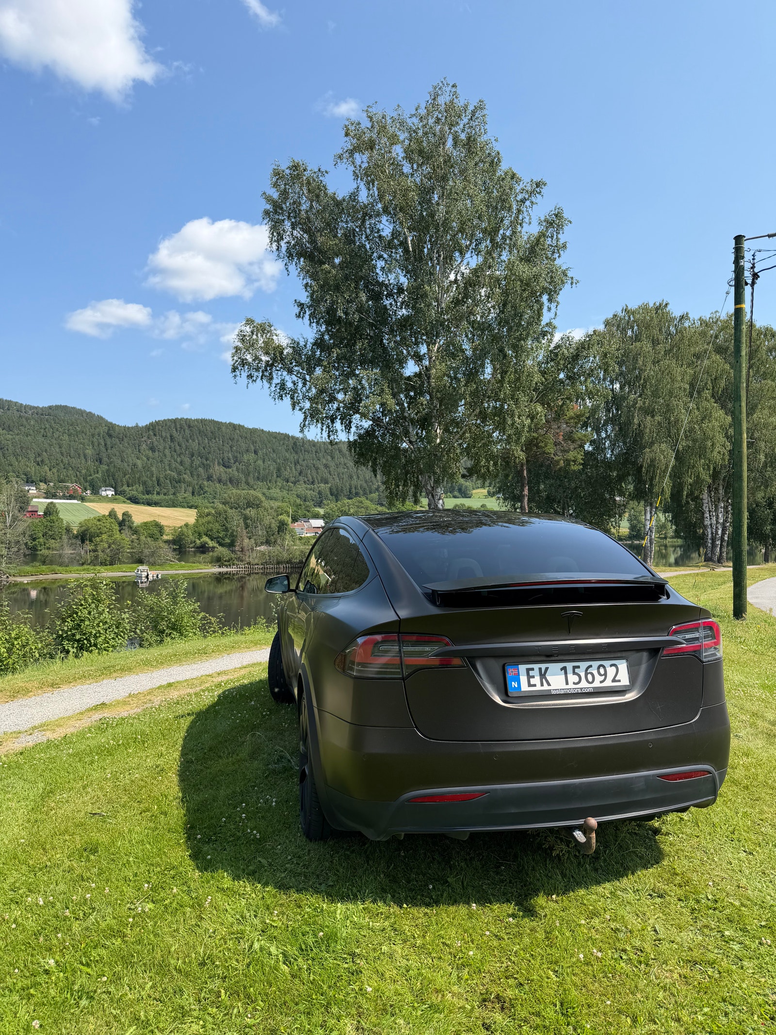 Tesla Model X 90D, 423ps, 2016