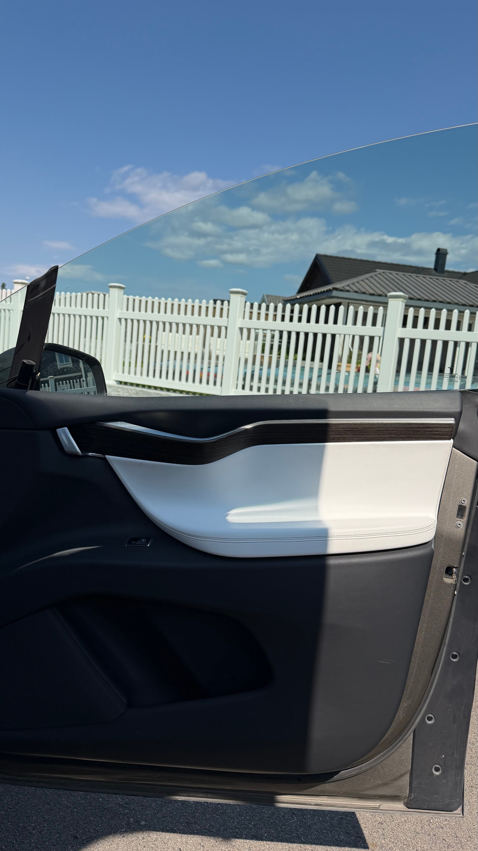 Tesla Model X 90D, 423ps, 2016