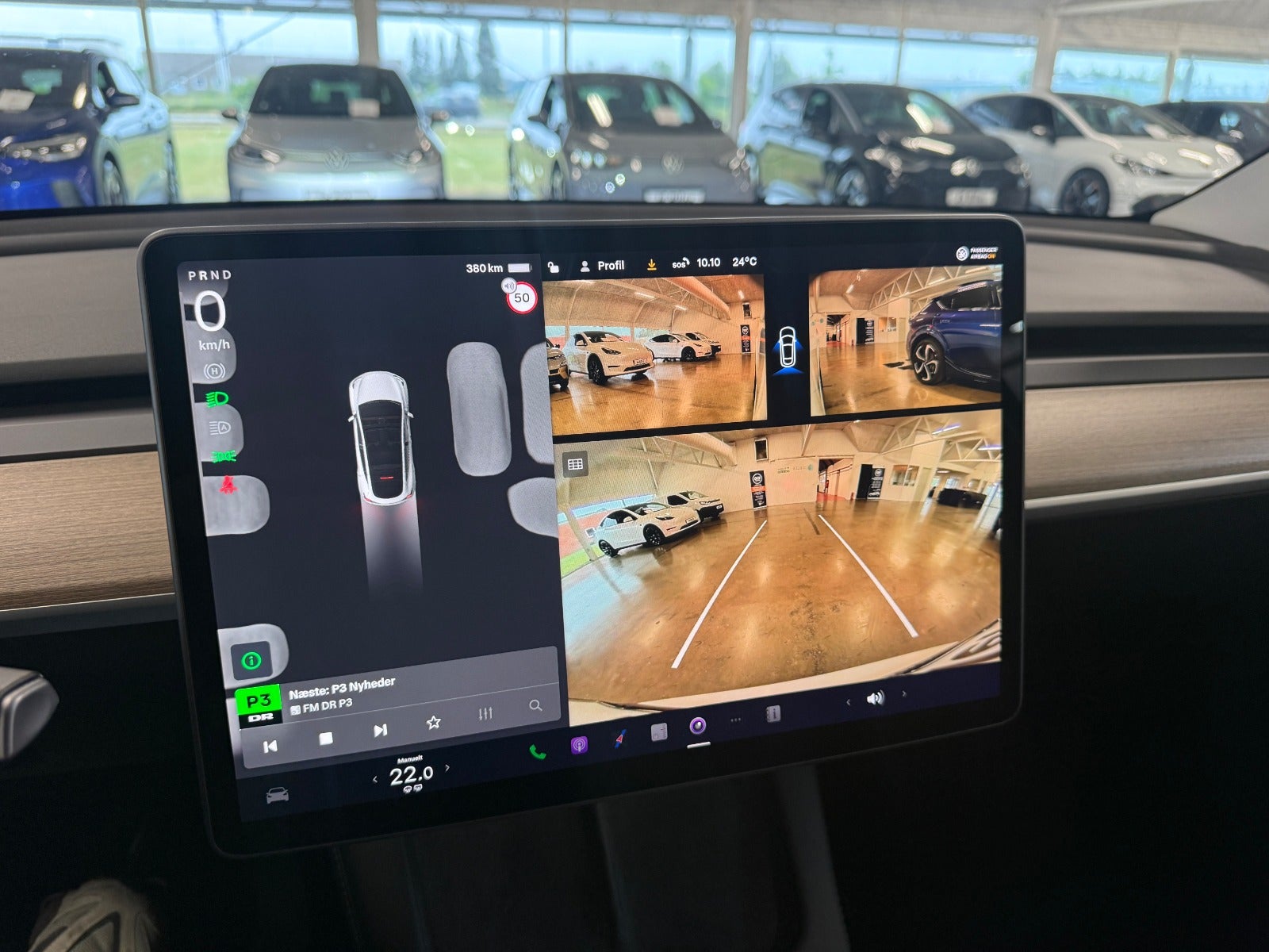 Tesla Model Y Standard Range RWD, 299ps, 2025