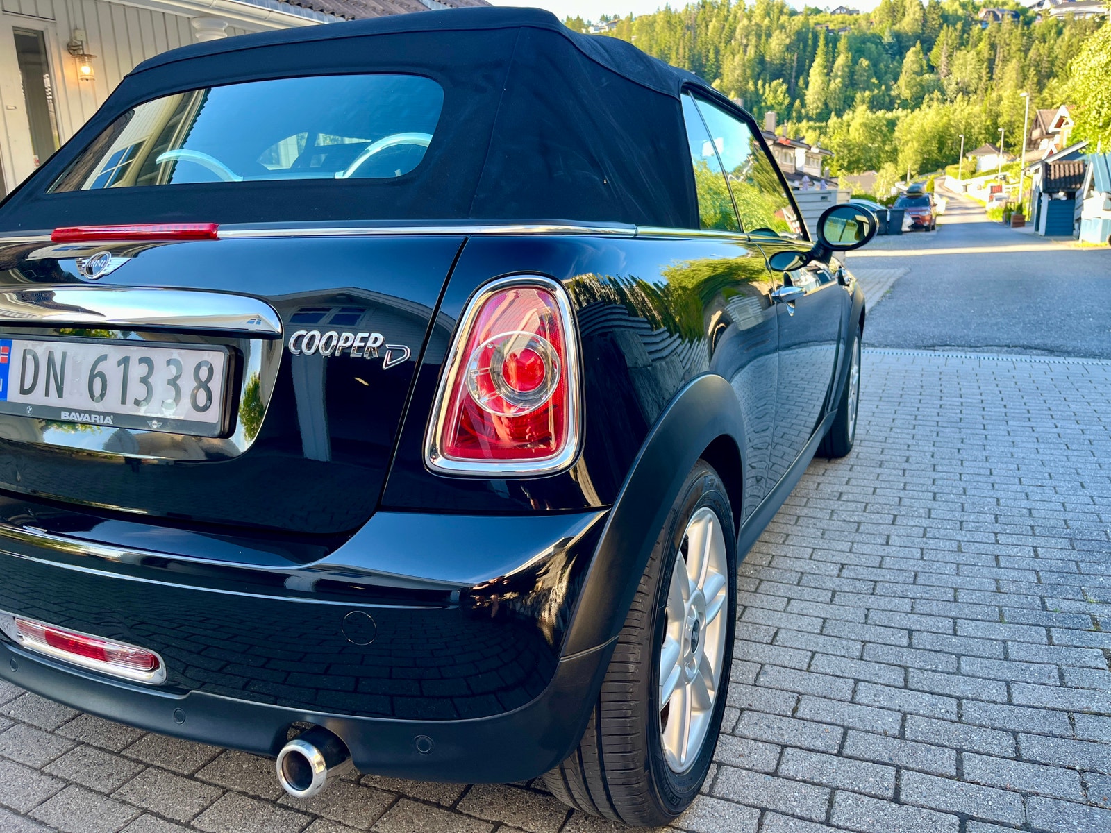 MINI Cooper D Convertible Manual, 112hp, 2011