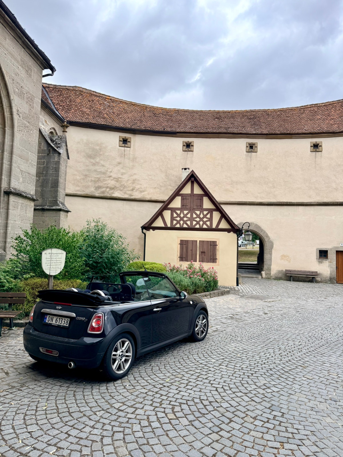 MINI Cooper D Convertible Manual, 112hp, 2011
