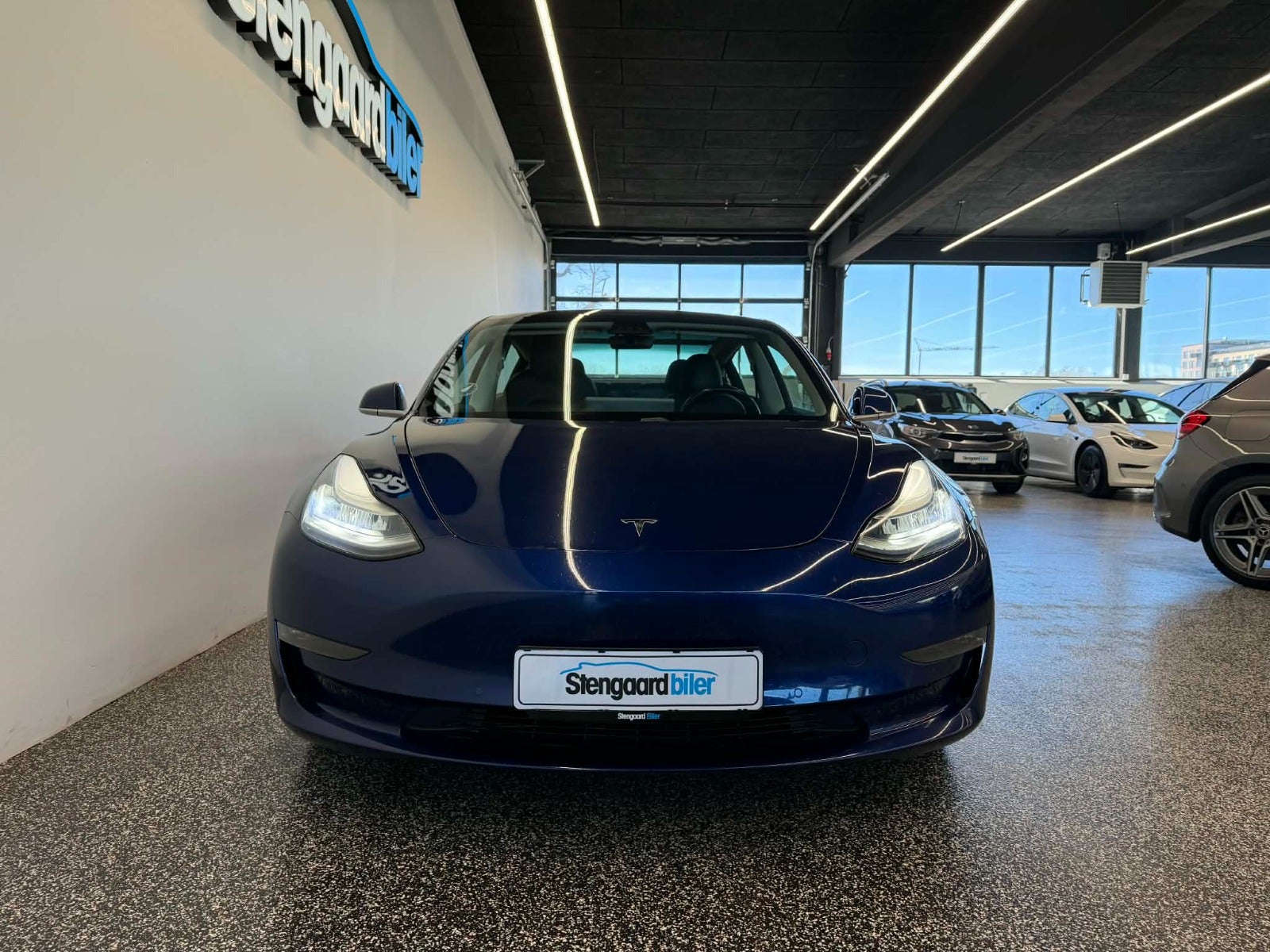 Tesla Model 3 Standard Range Plus, 325hk, 2020