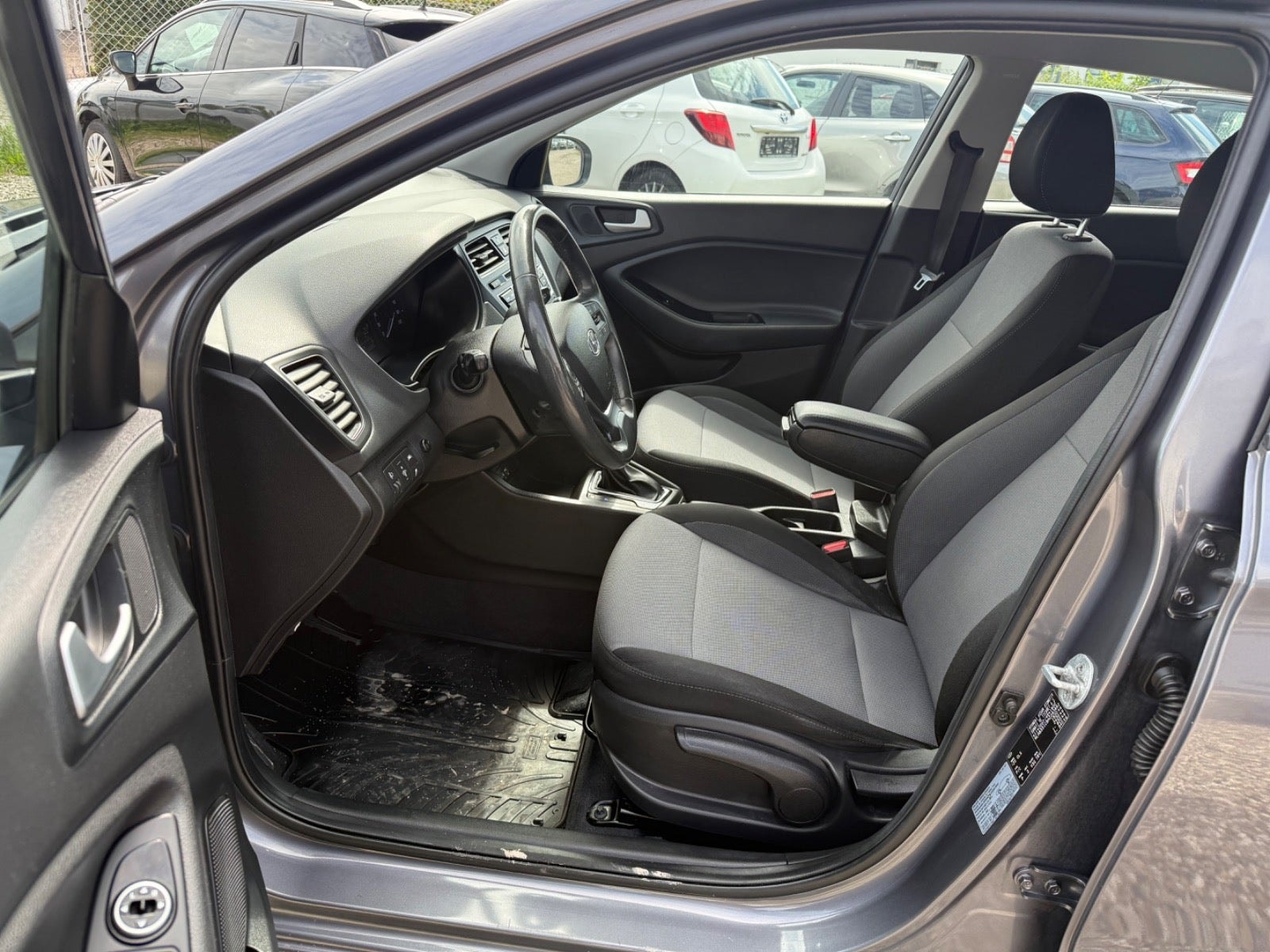 Hyundai i20 1.4 Automatic, 101hp, 2017
