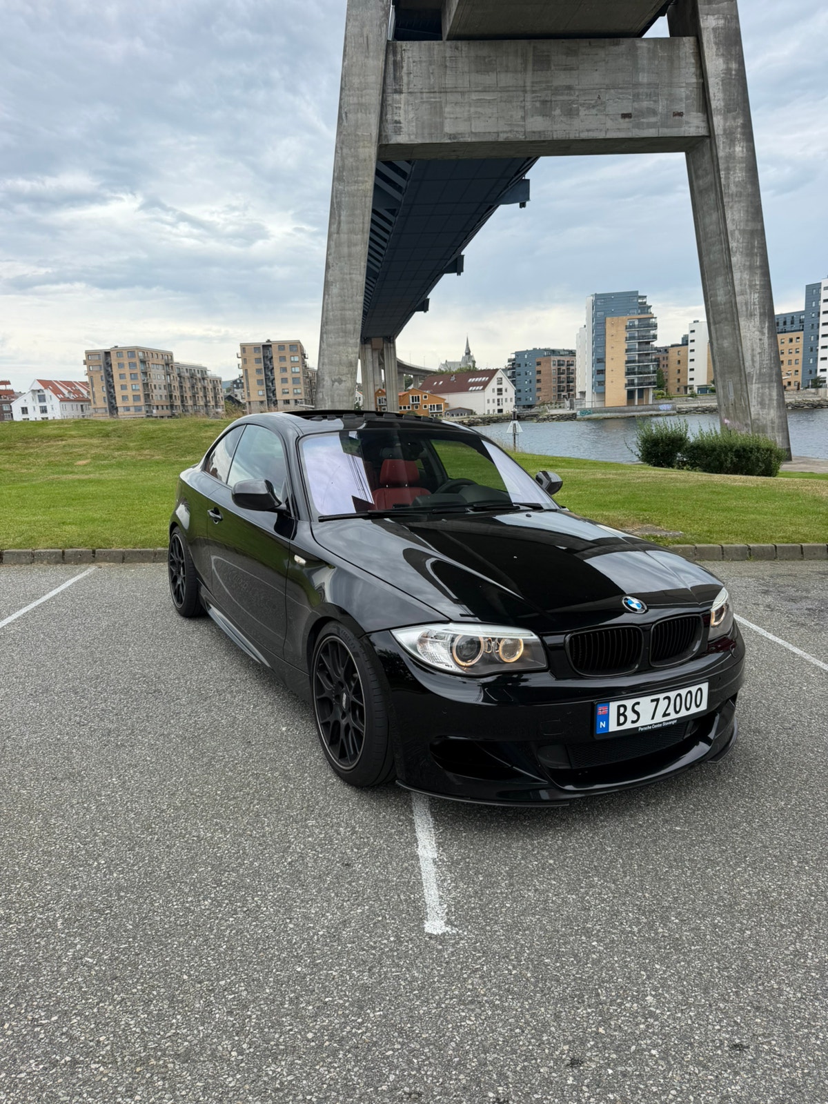 BMW 135i Coupé DCT, 306hp, 2011