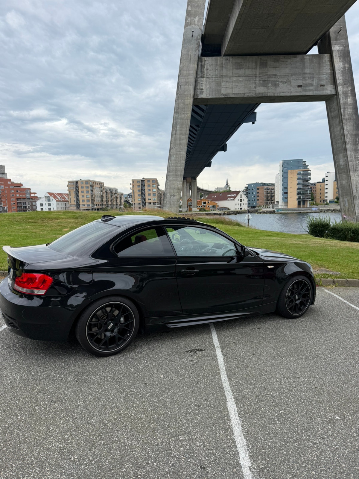 BMW 135i Coupé DCT, 306hp, 2011