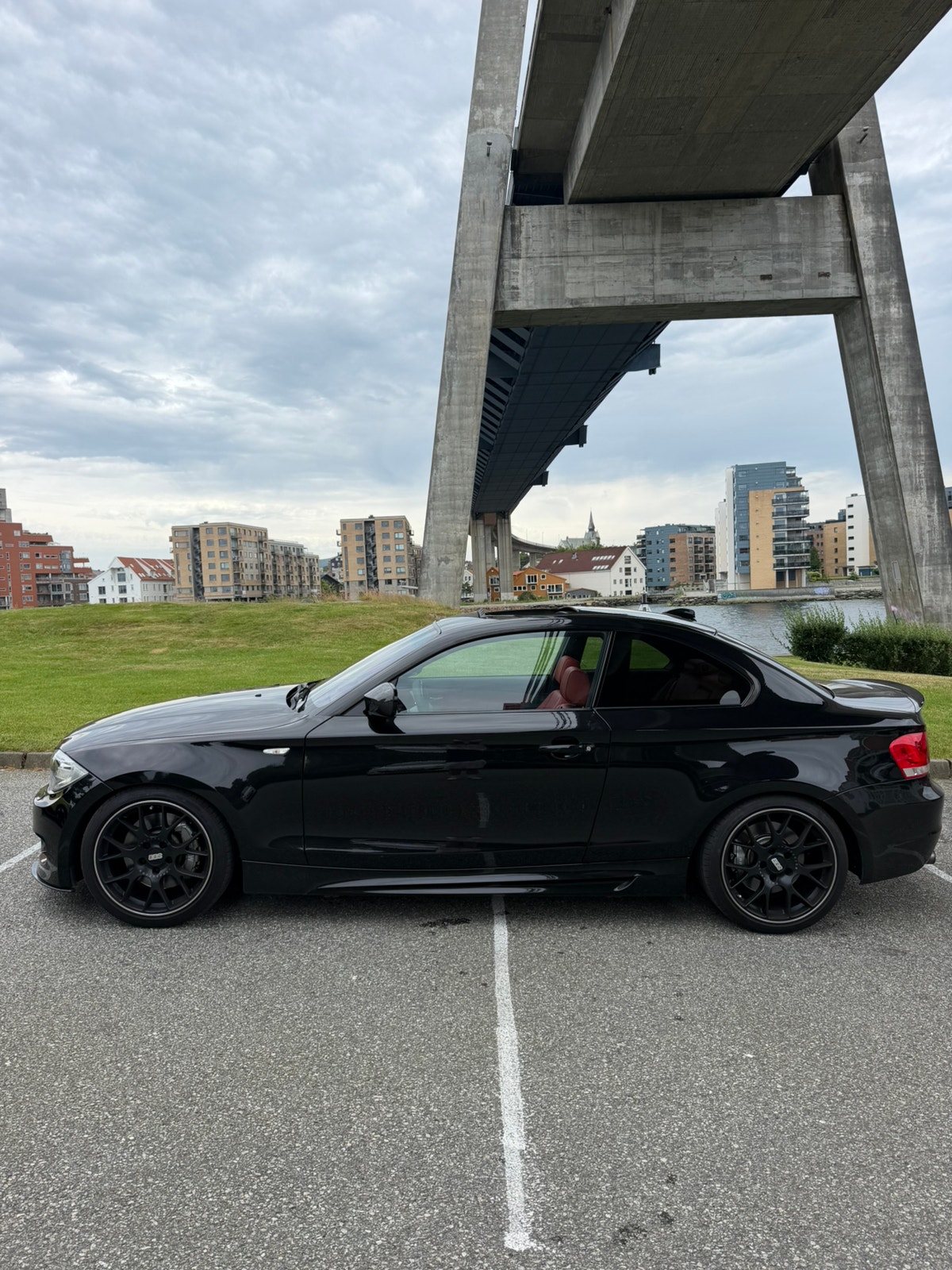 BMW 135i Coupé DCT, 306hp, 2011